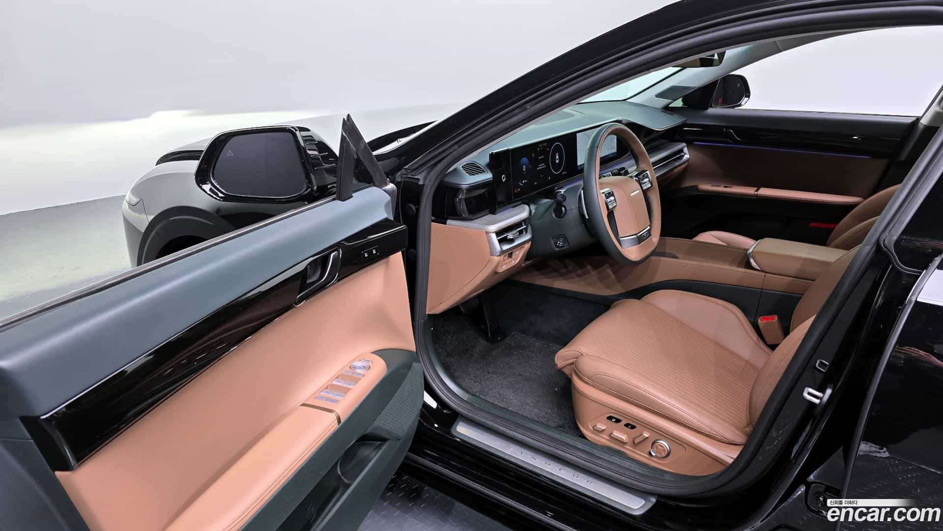 Grandeur Hyundai 2024.1-OPTION-015