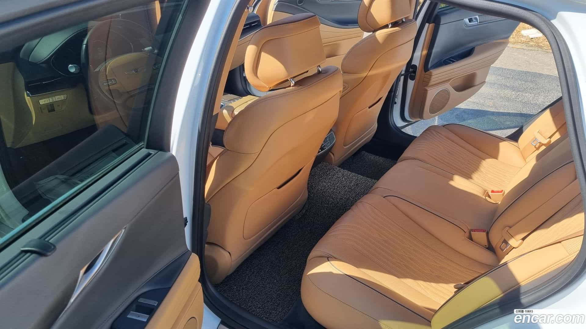 G80 Genesis 2021.1-INNER-008