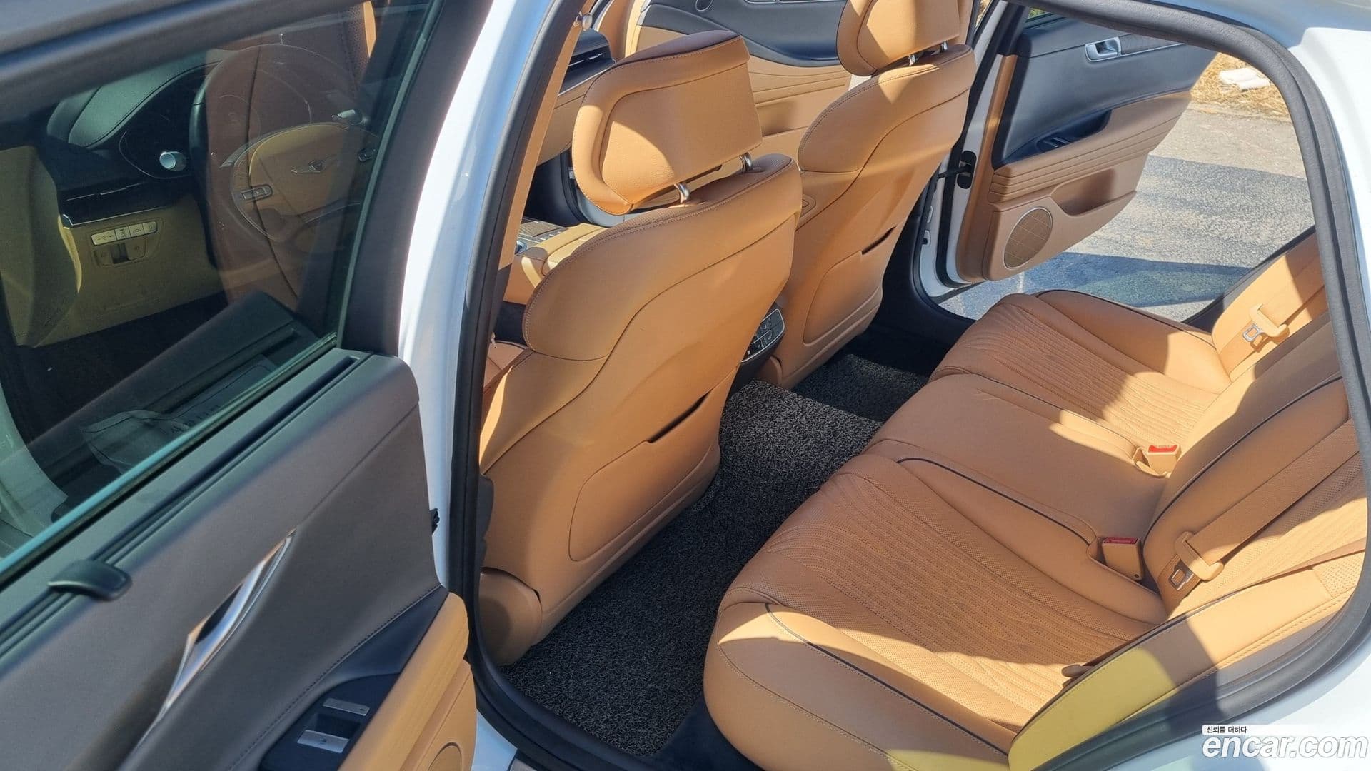 Main__Slider__Photo:G80 Genesis 2021.1-7