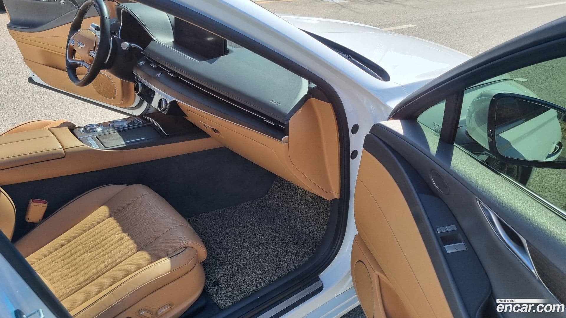 Main__Slider__Photo:G80 Genesis 2021.1-9