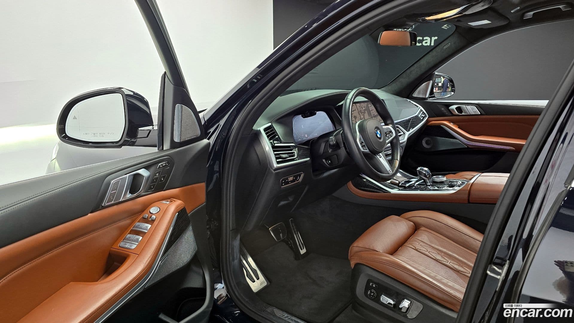 Main__Slider__Photo:X7 BMW 2021.7-10