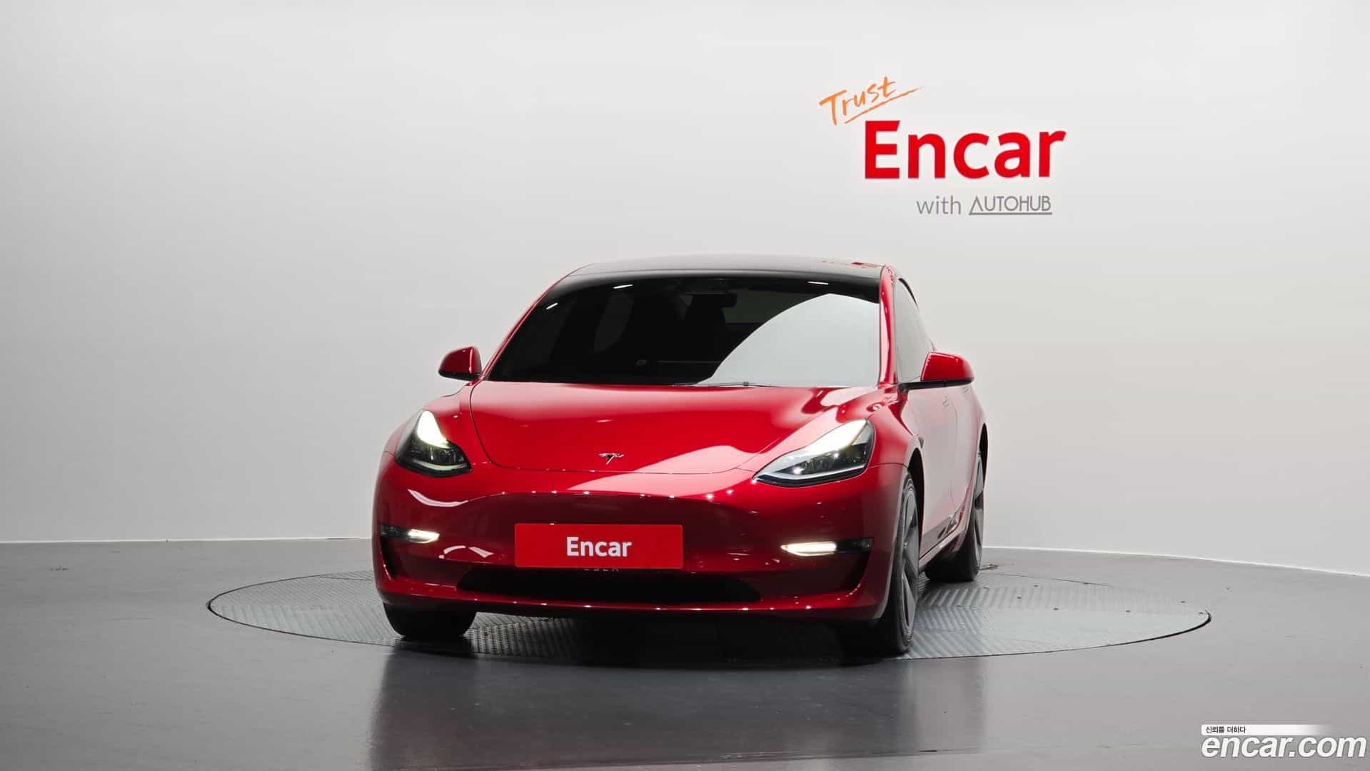 Model 3 Tesla 2022.11-OUTER-003