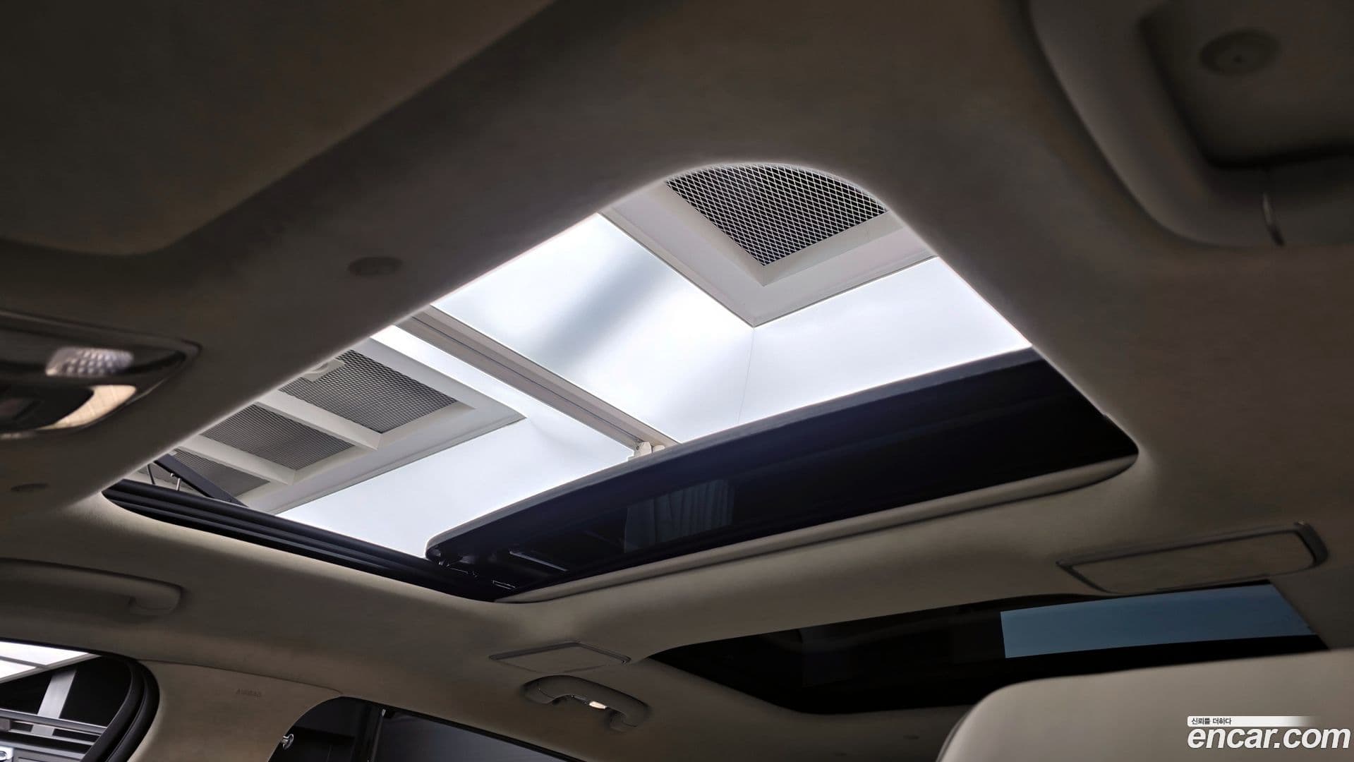 Main__Slider__Photo:GV80 Genesis 2023.5-18