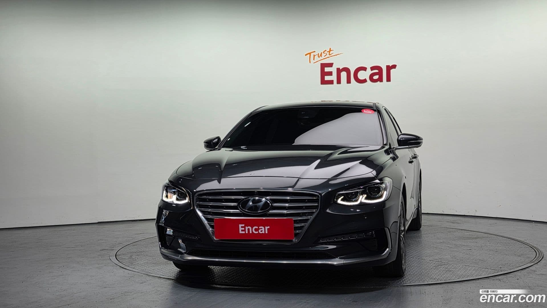 Main__Slider__Photo:Grandeur Hyundai 2018.6-2