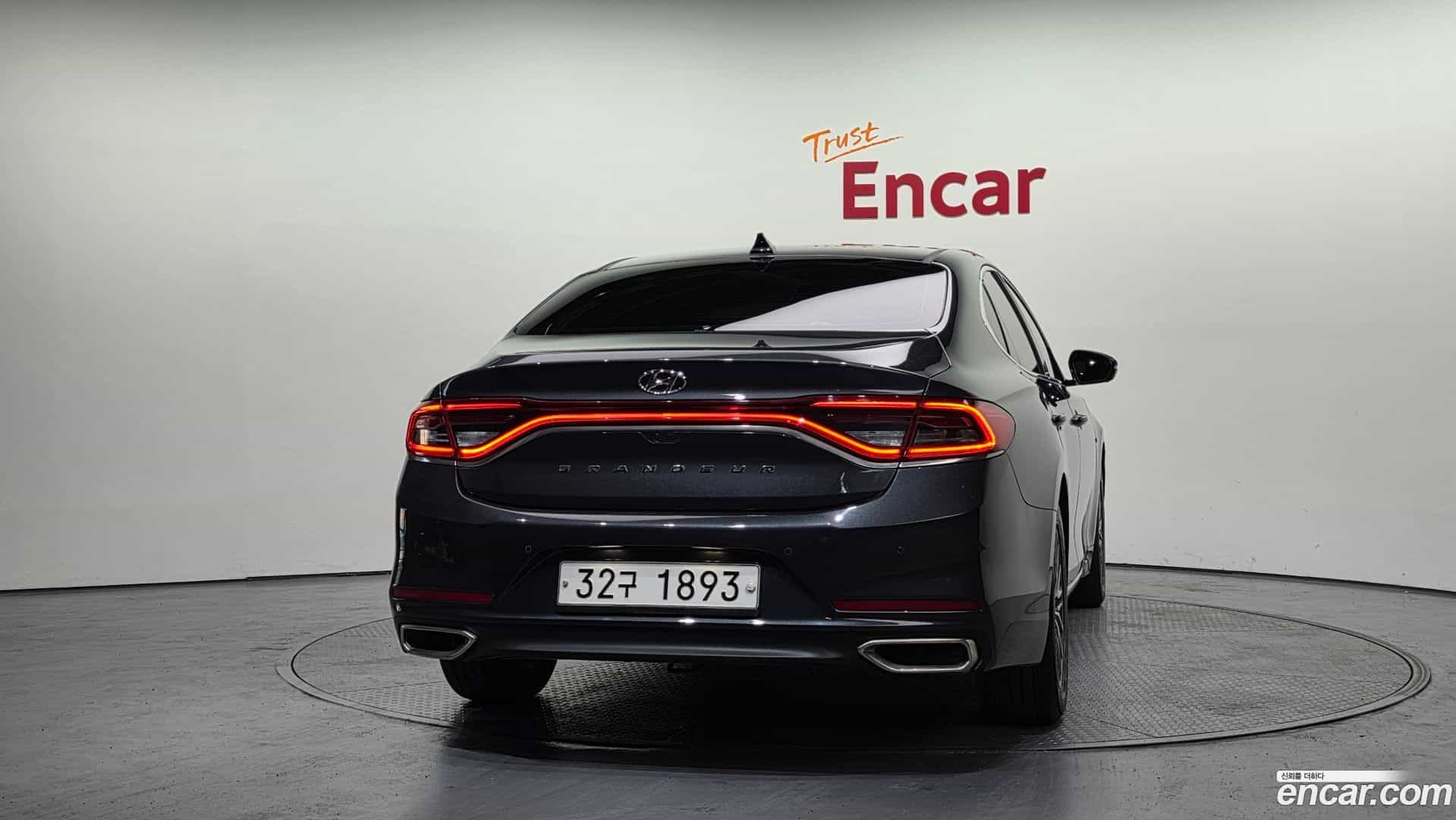 Grandeur Hyundai 2018.6-OUTER-004