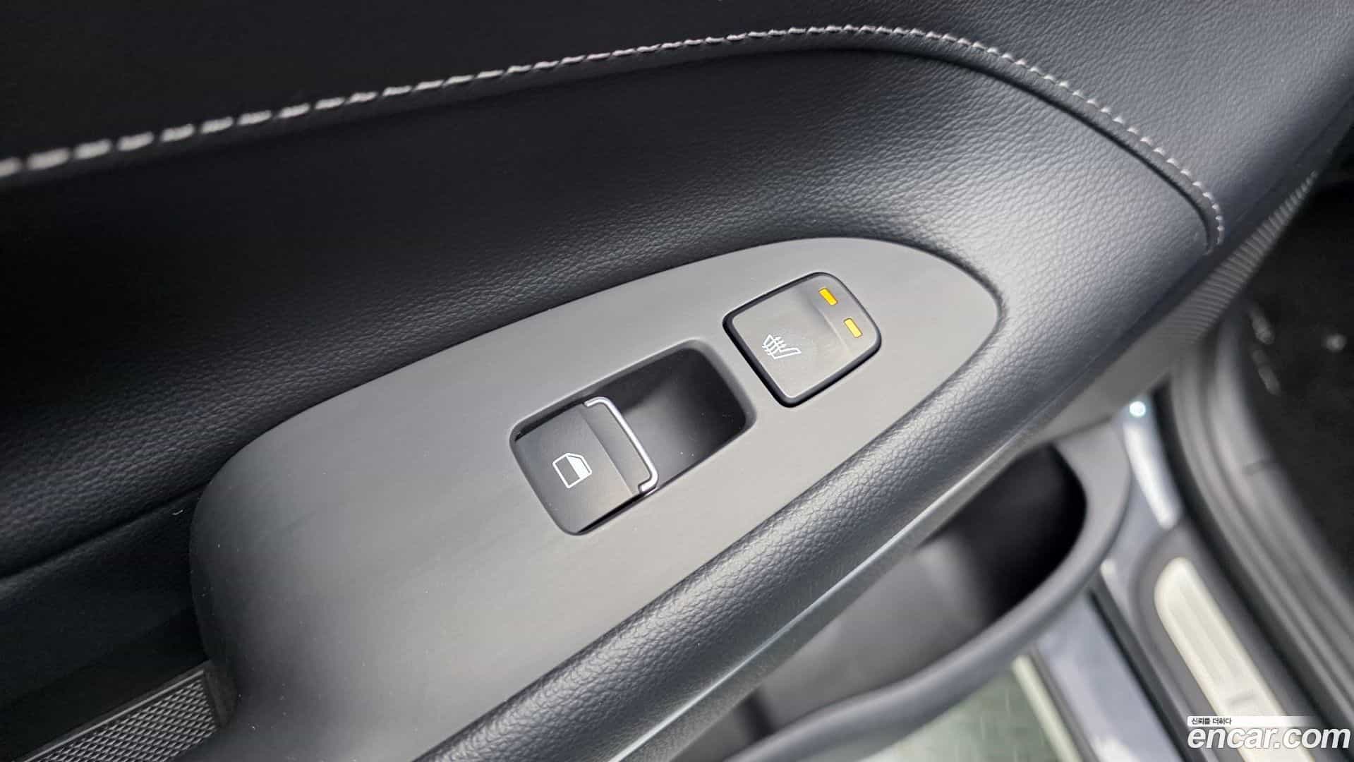 Grandeur Hyundai 2018.6-OPTION-022