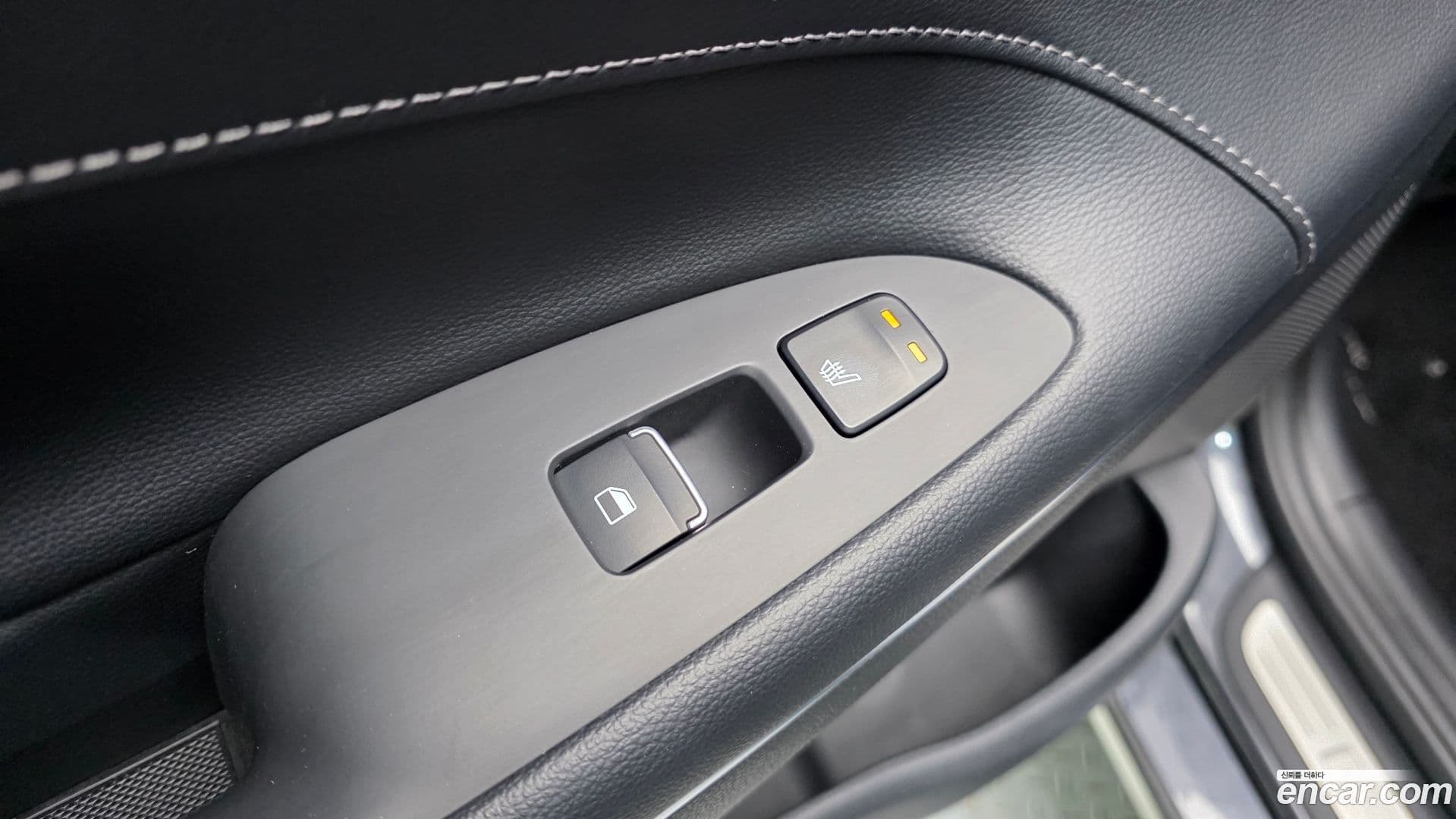 Main__Slider__Photo:Grandeur Hyundai 2018.6-17