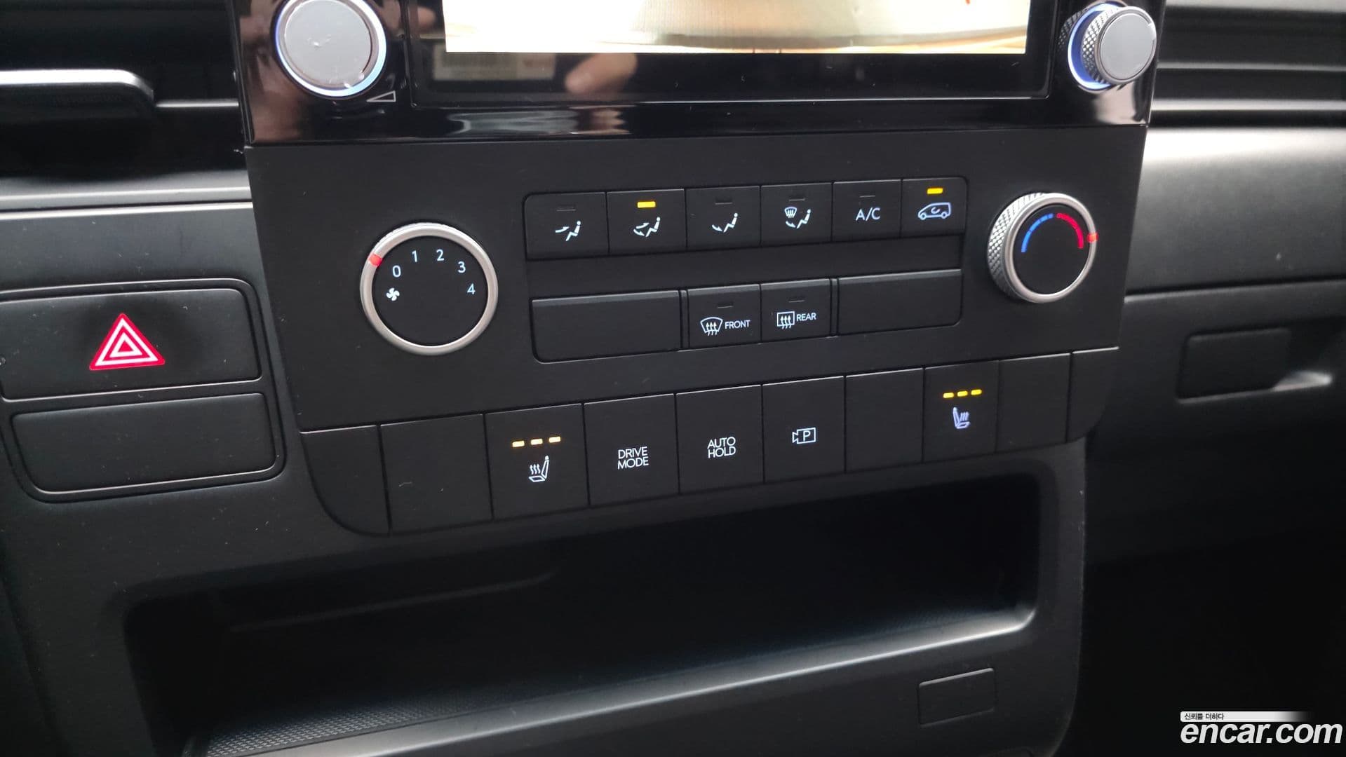 Main__Slider__Photo:Staria Hyundai 2023.8-14