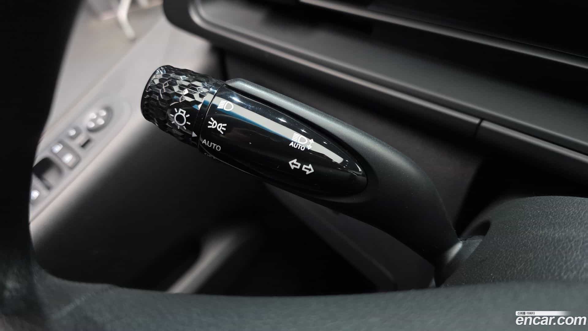 Staria Hyundai 2023.8-OPTION-022