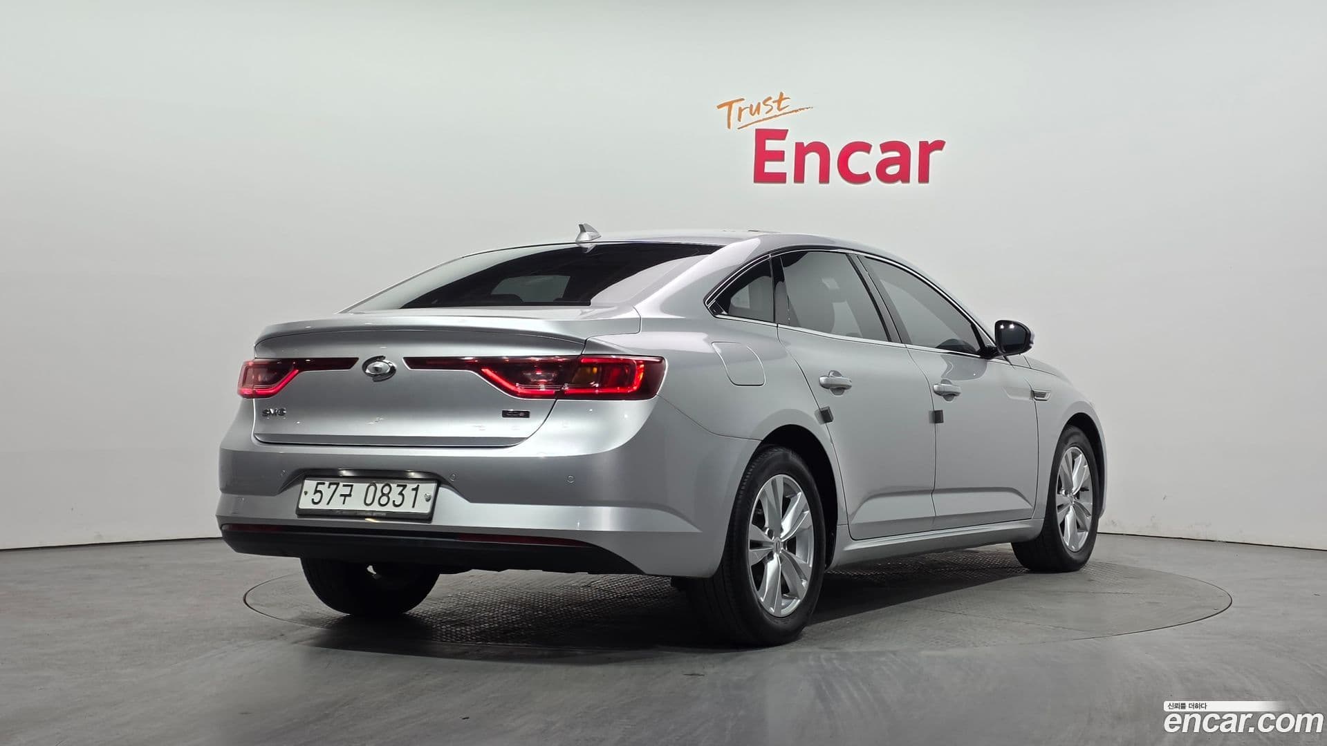 Main__Slider__Photo:SM6 Renault-KoreaSamsung 2016.4-1