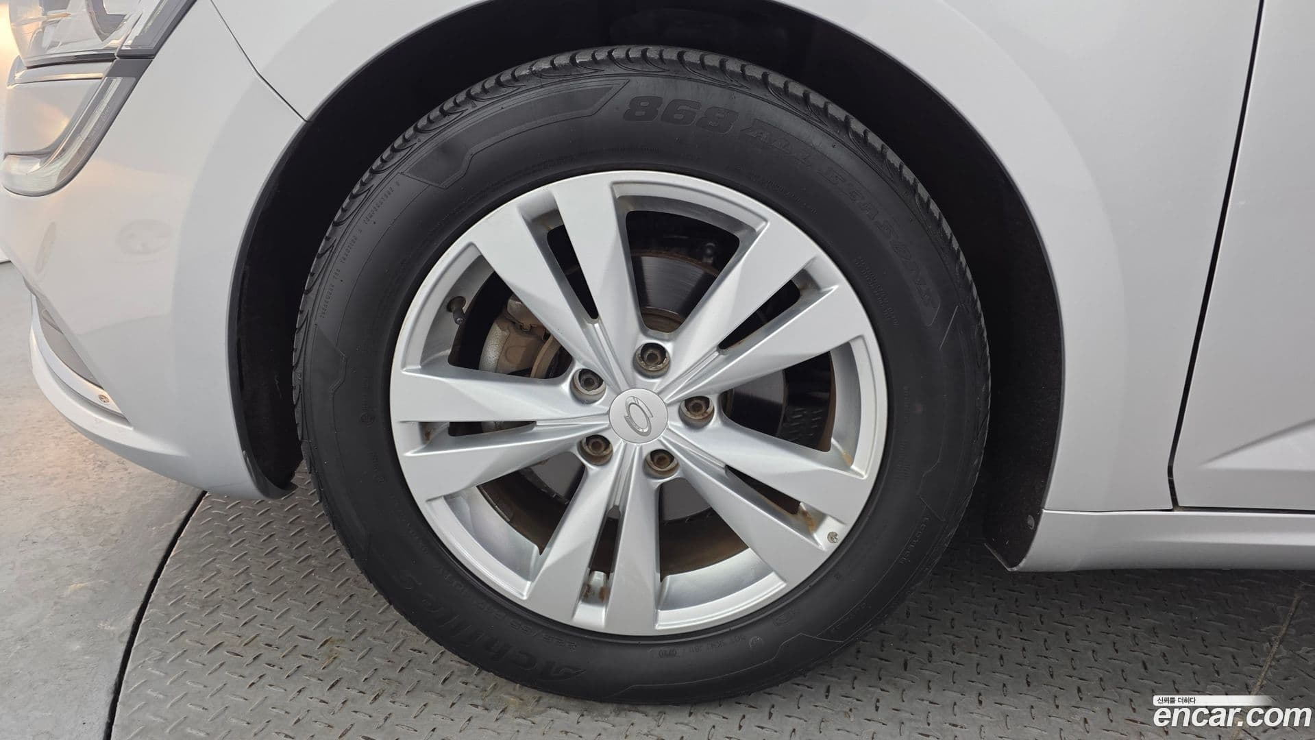 Main__Slider__Photo:SM6 Renault-KoreaSamsung 2016.4-4