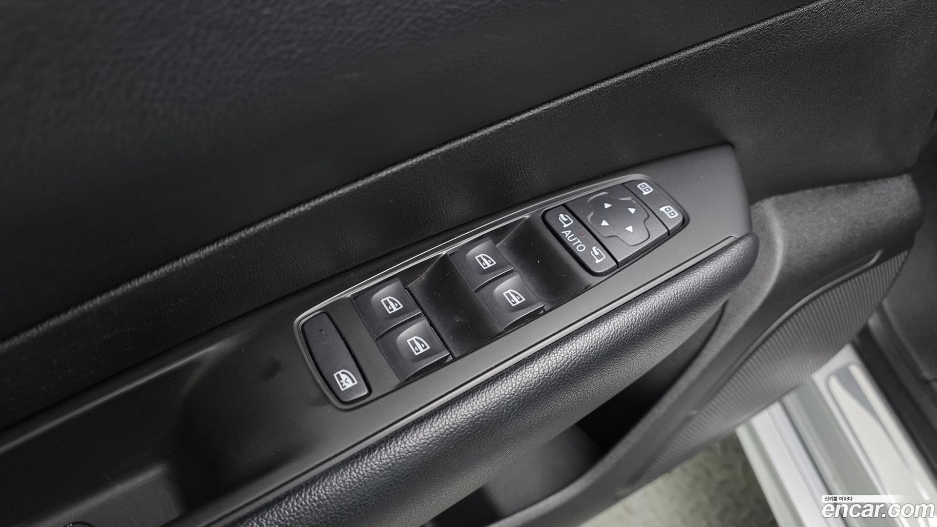 Main__Slider__Photo:SM6 Renault-KoreaSamsung 2016.4-17