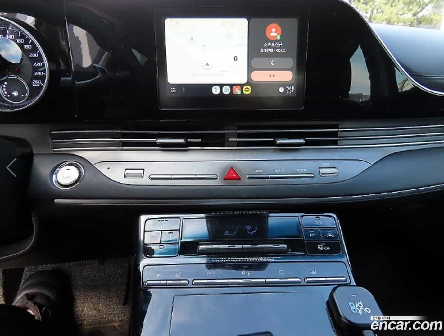 Grandeur Hyundai 2020.1-OPTION-017