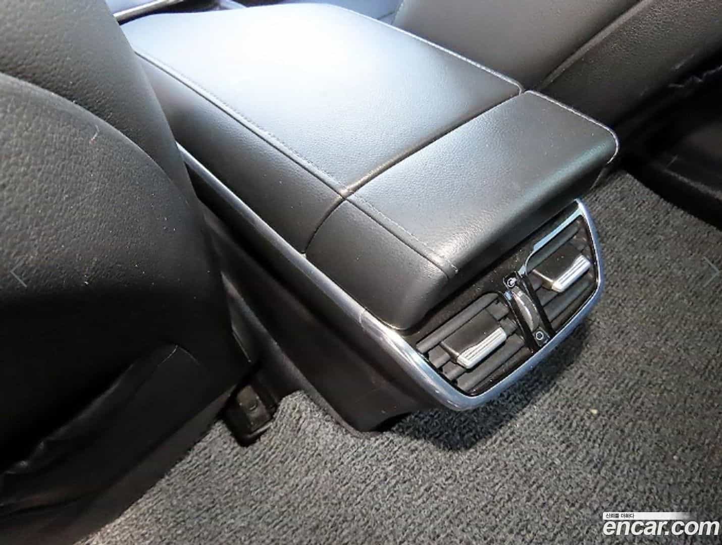 Grandeur Hyundai 2020.1-OPTION-021