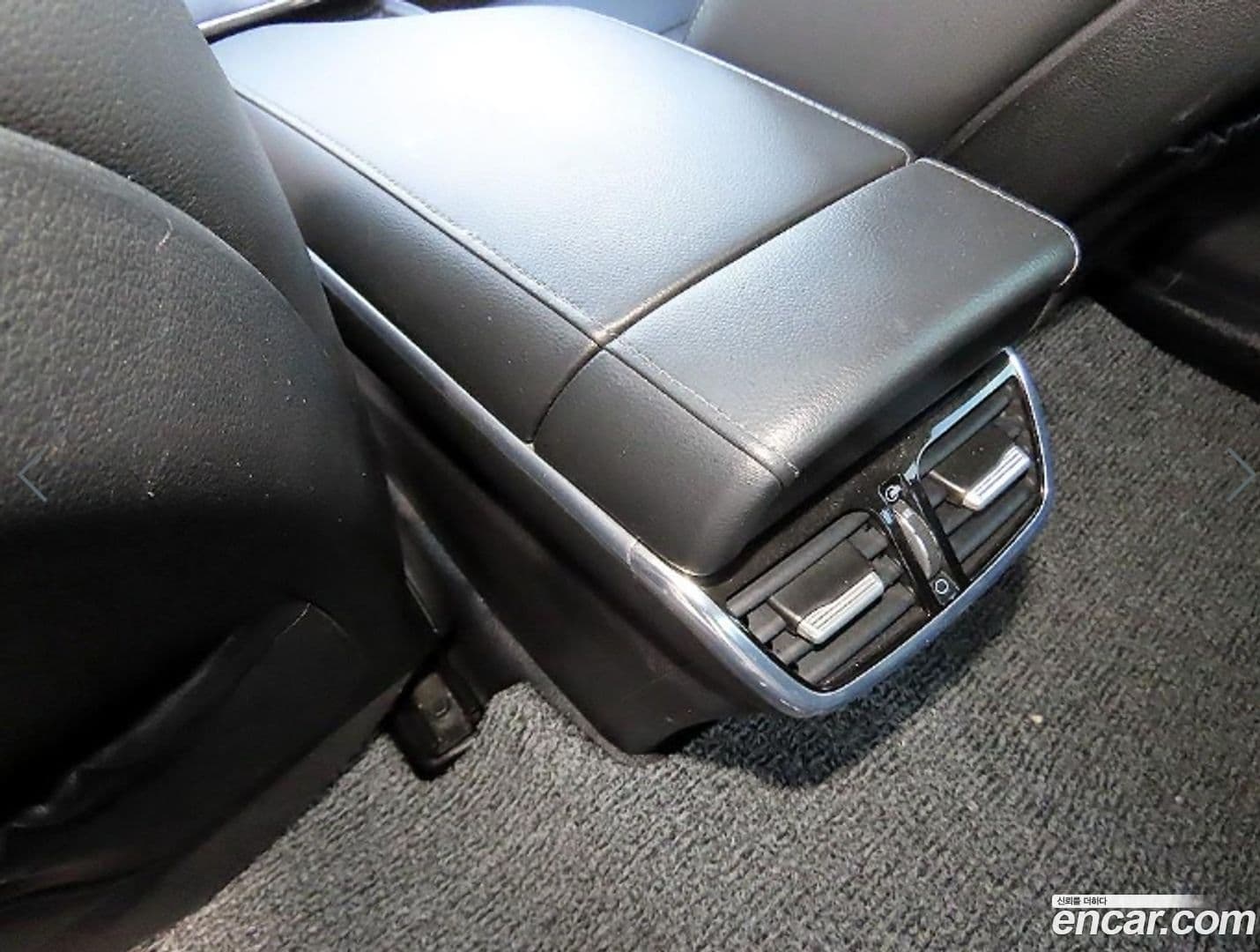 Main__Slider__Photo:Grandeur Hyundai 2020.1-16