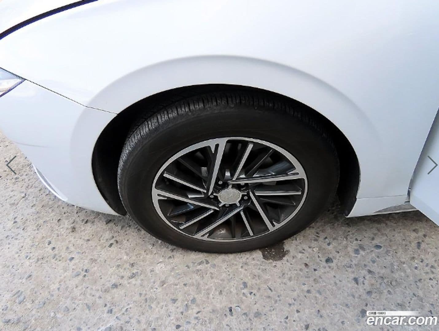 Main__Slider__Photo:Grandeur Hyundai 2020.1-18