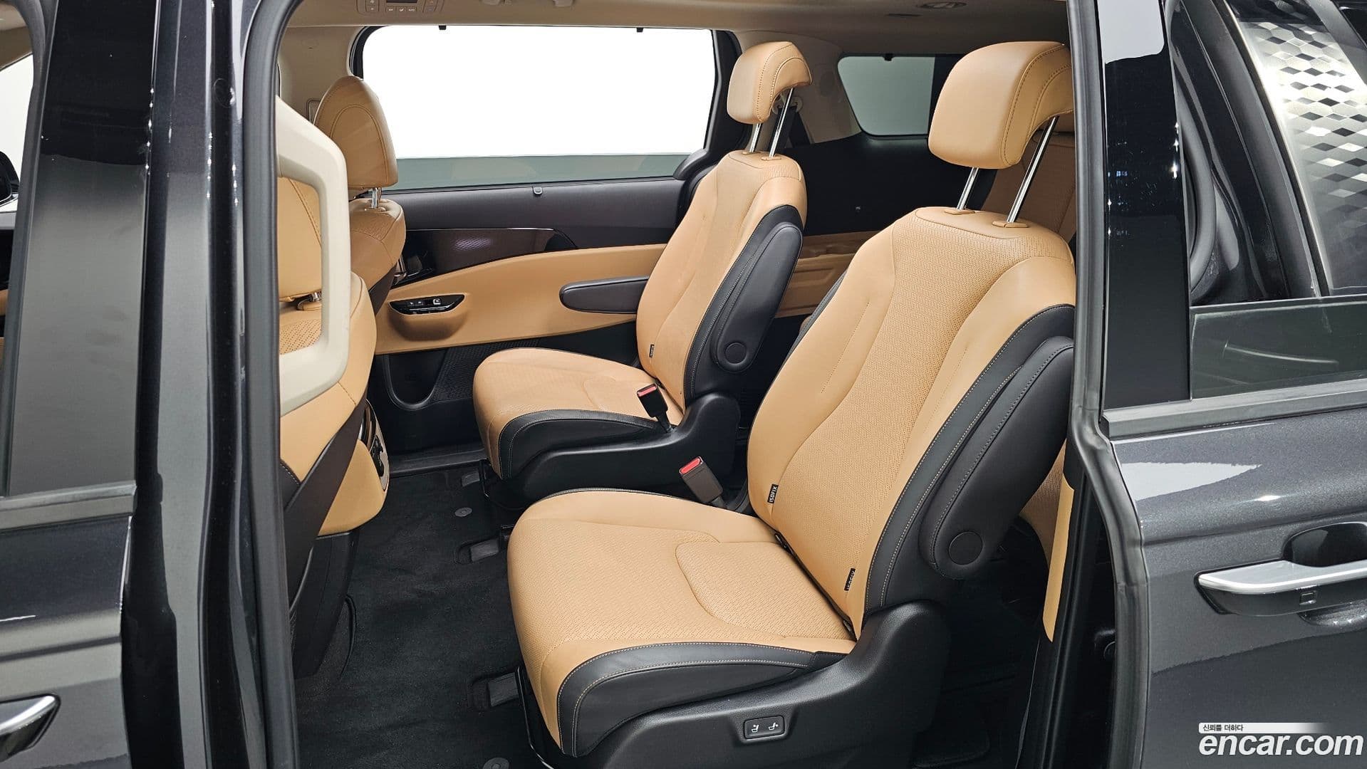 Main__Slider__Photo:Canival Kia 2022.6-11