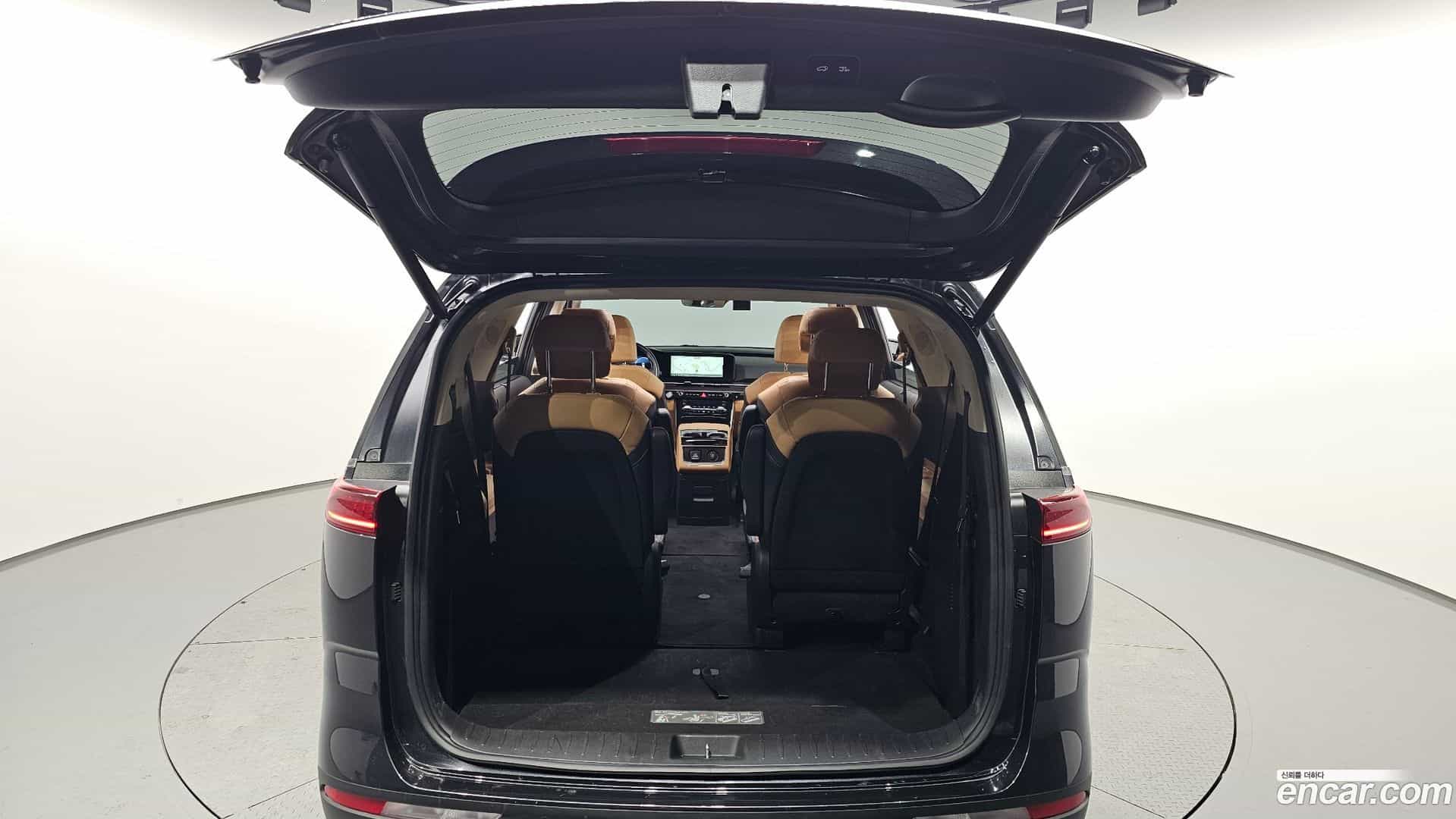 Canival Kia 2022.6-OPTION-024