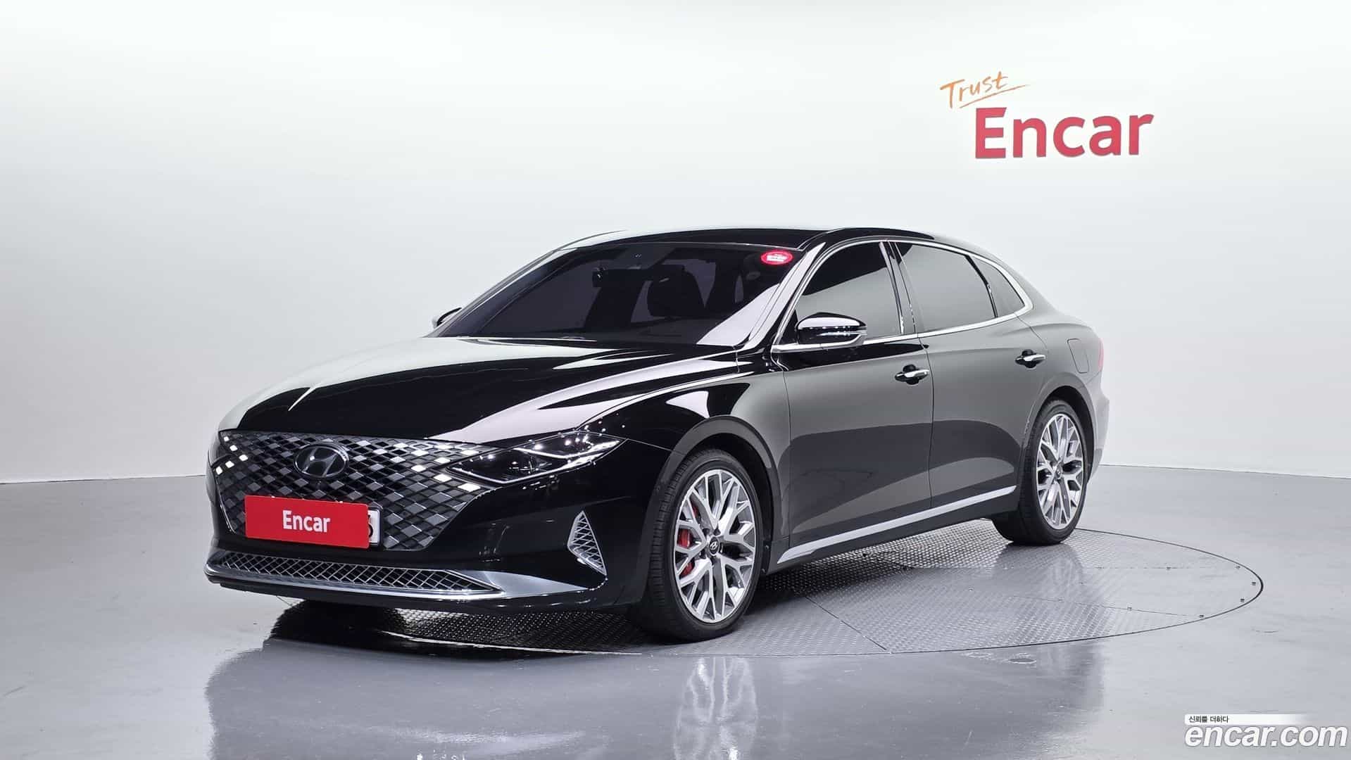 Grandeur Hyundai 2021.2-OUTER-001