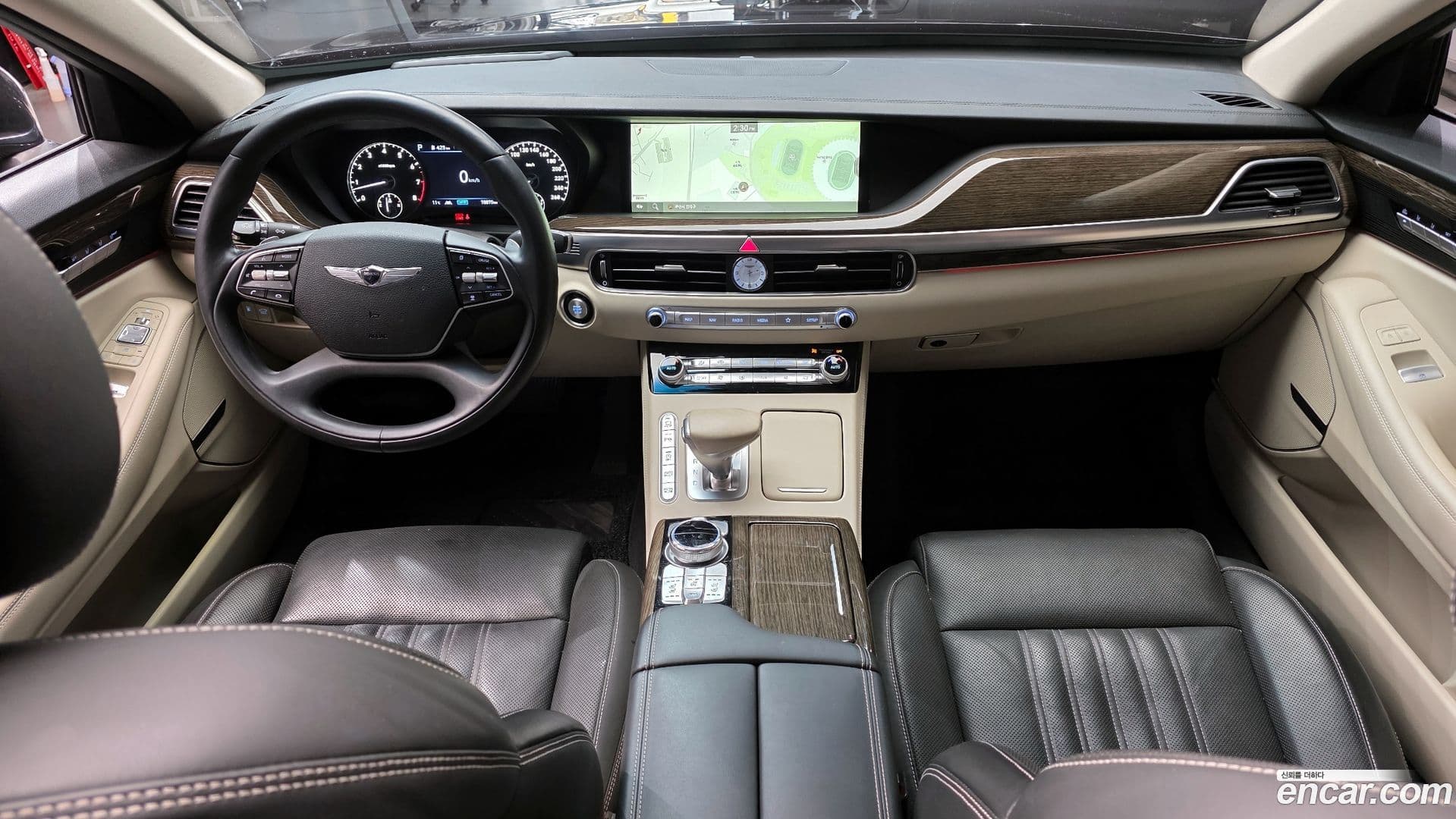 Main__Slider__Photo:G90 Genesis 2019.10-6