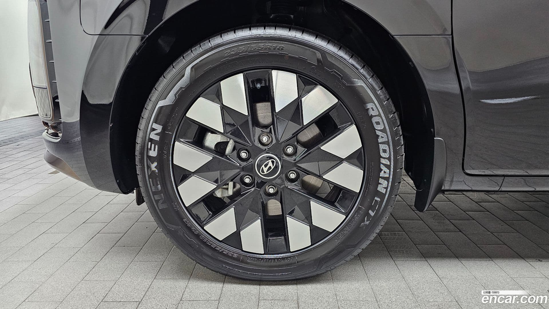 Main__Slider__Photo:Staria Hyundai 2024.2-4