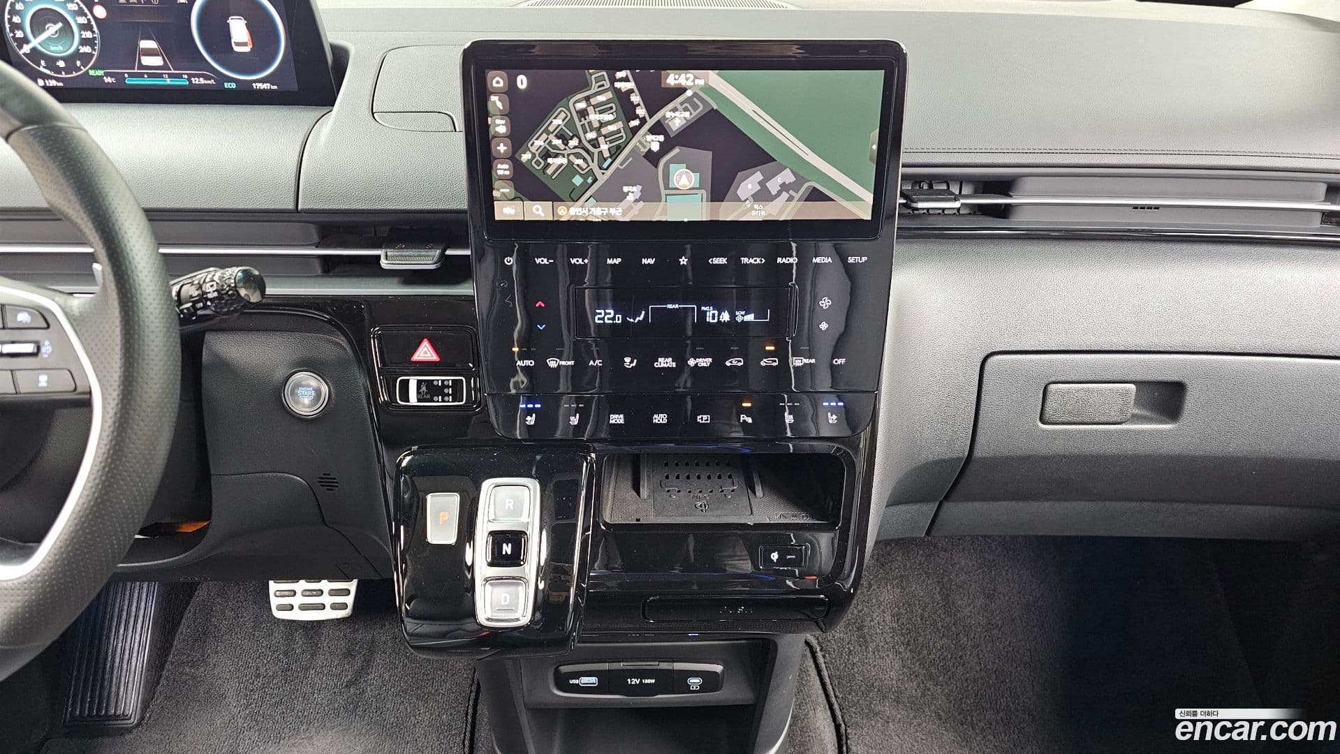 Main__Slider__Photo:Staria Hyundai 2024.2-13