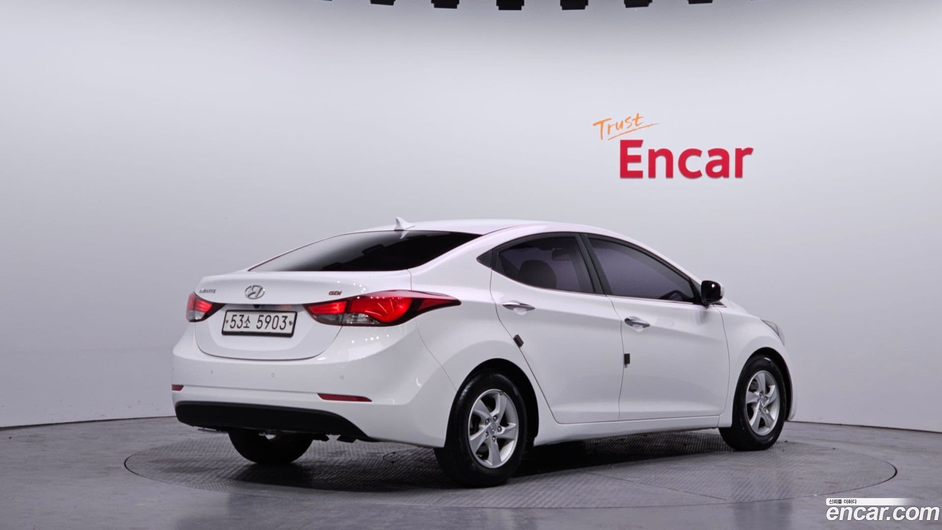 Main__Slider__Photo:AVANTE Hyundai 2014.0-1