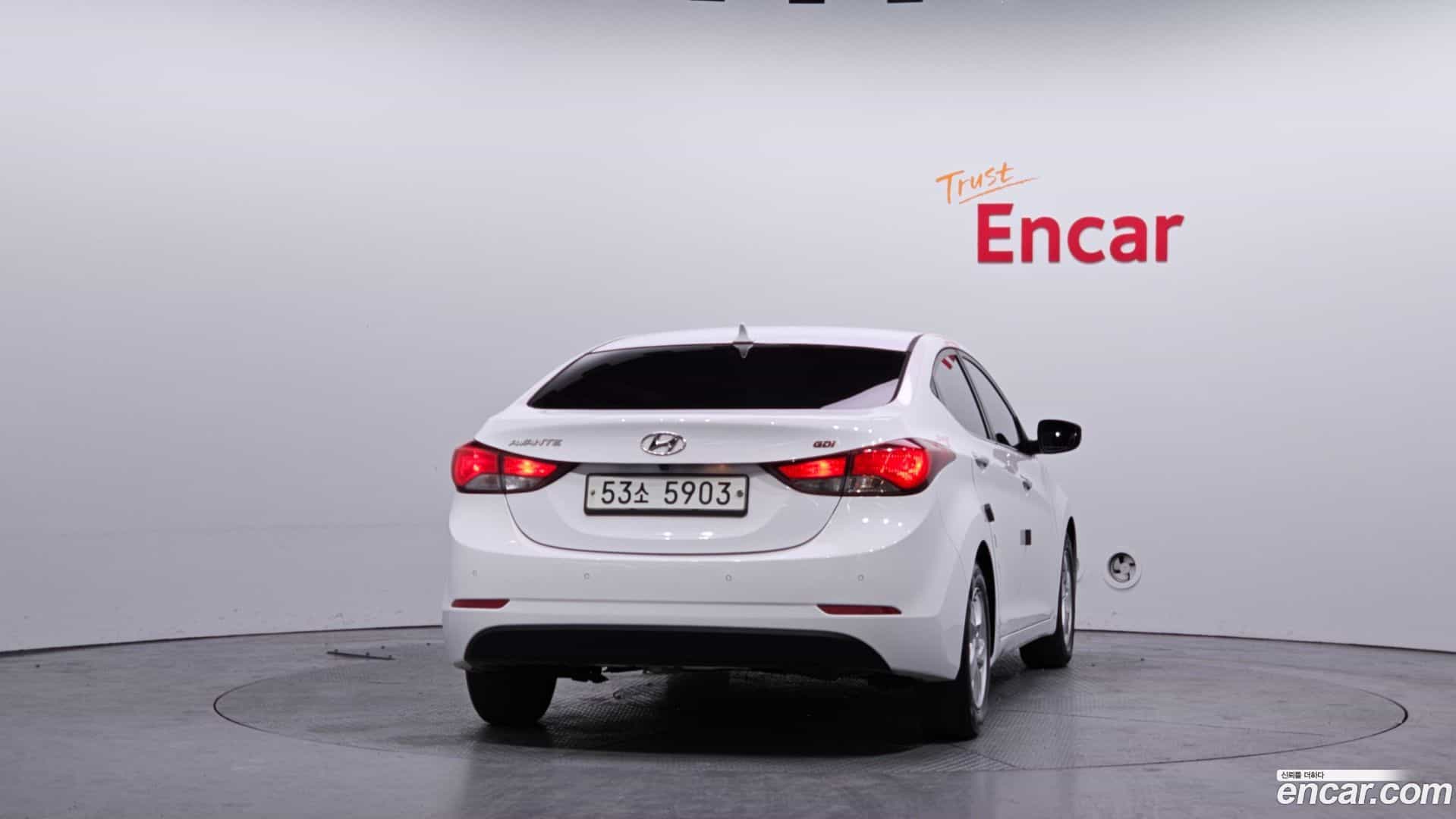 AVANTE Hyundai 2014.0-OUTER-004