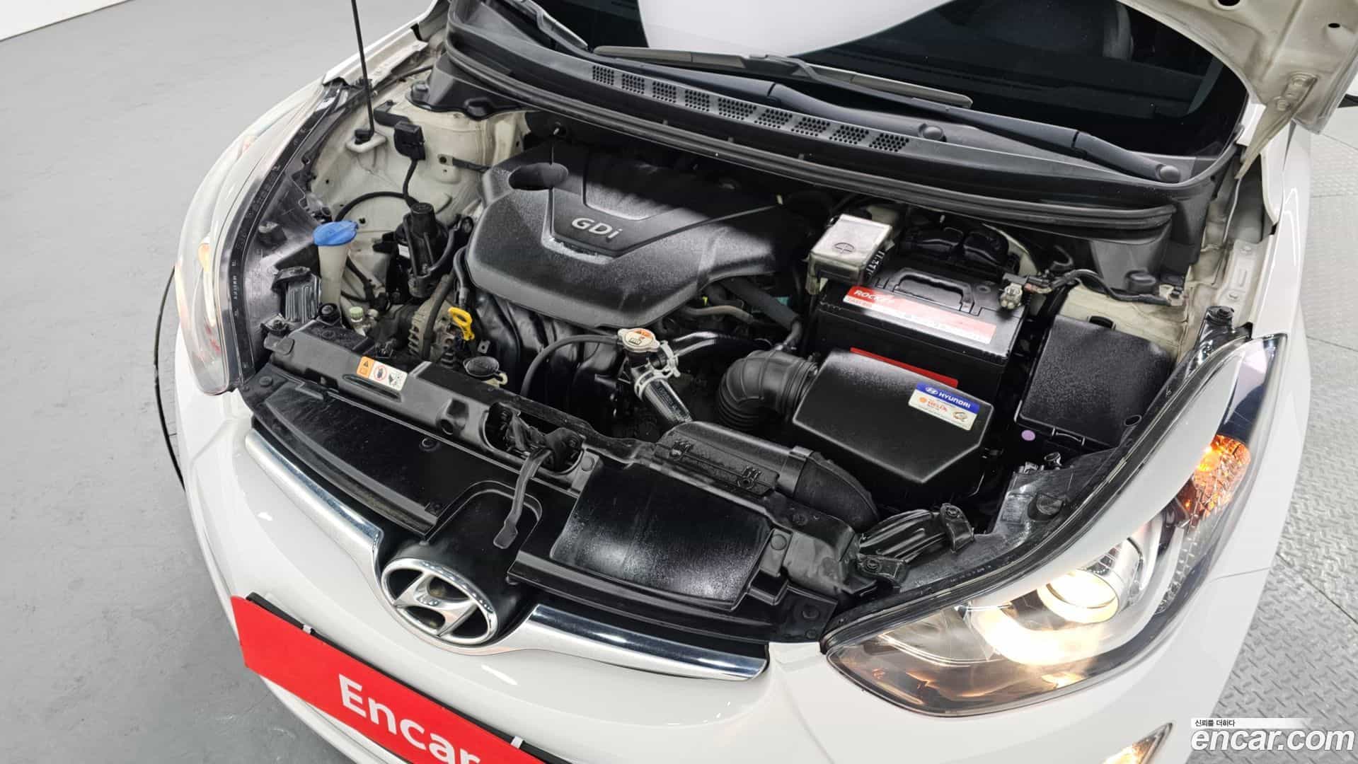 AVANTE Hyundai 2014.0-OUTER-006