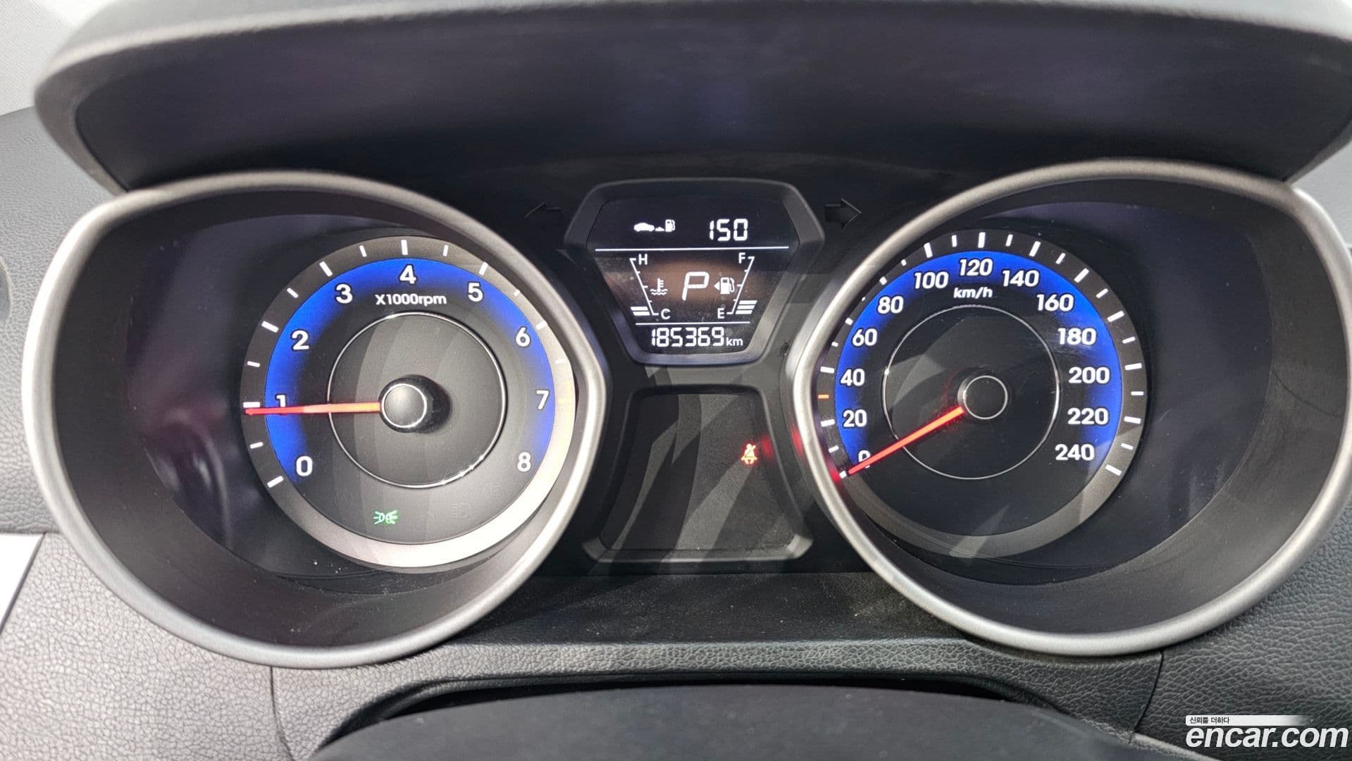 Main__Slider__Photo:AVANTE Hyundai 2014.0-7