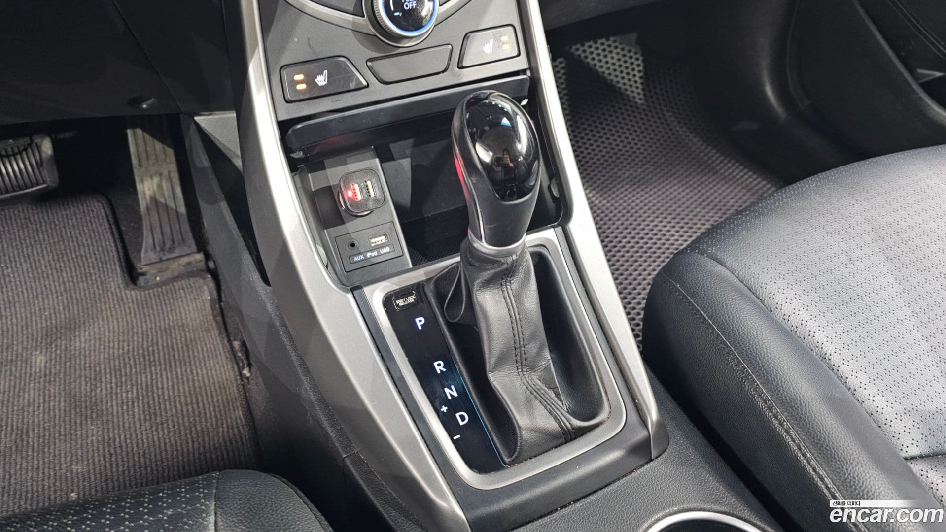 Main__Slider__Photo:AVANTE Hyundai 2014.0-8