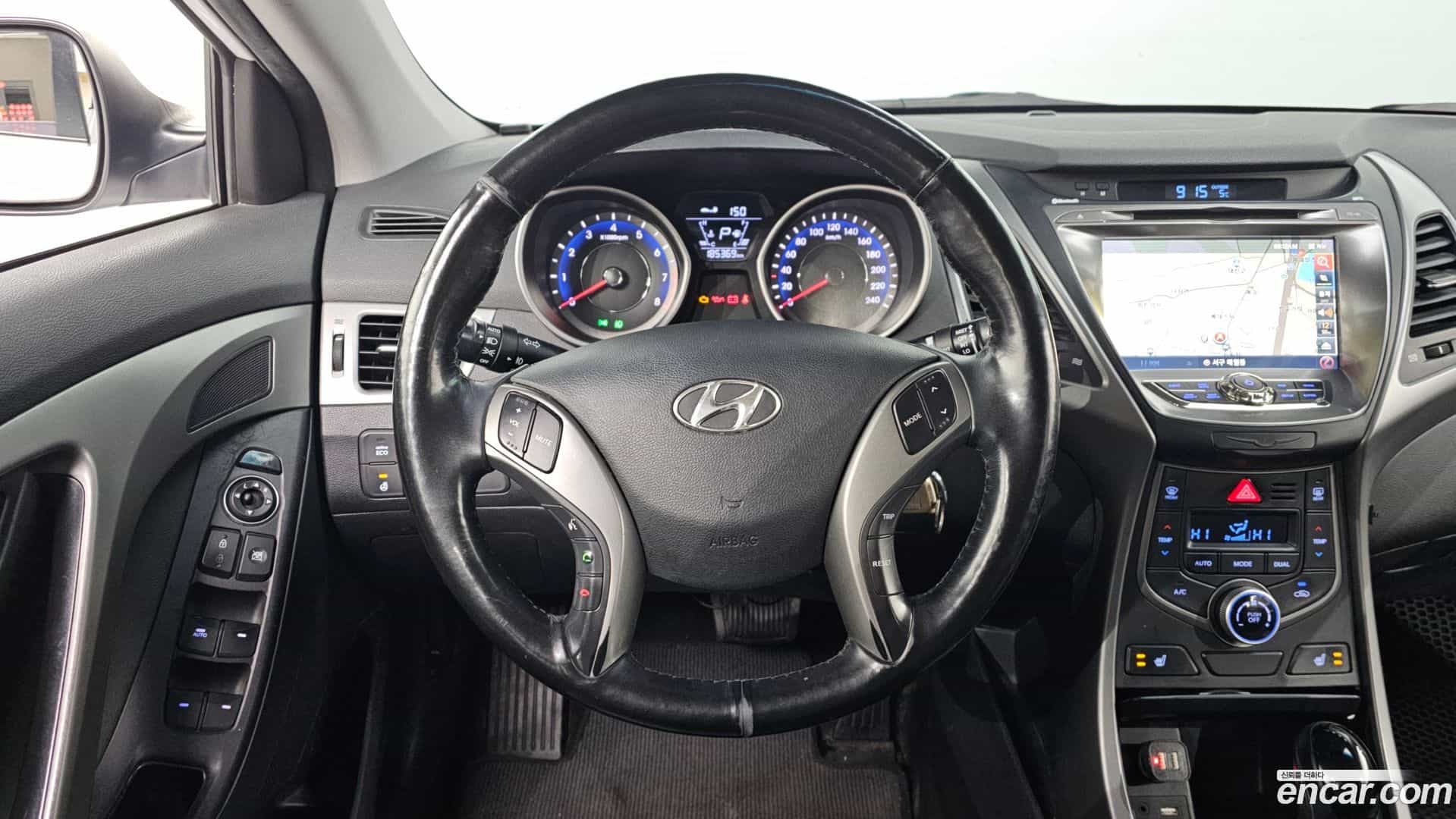 AVANTE Hyundai 2014.0-OPTION-018