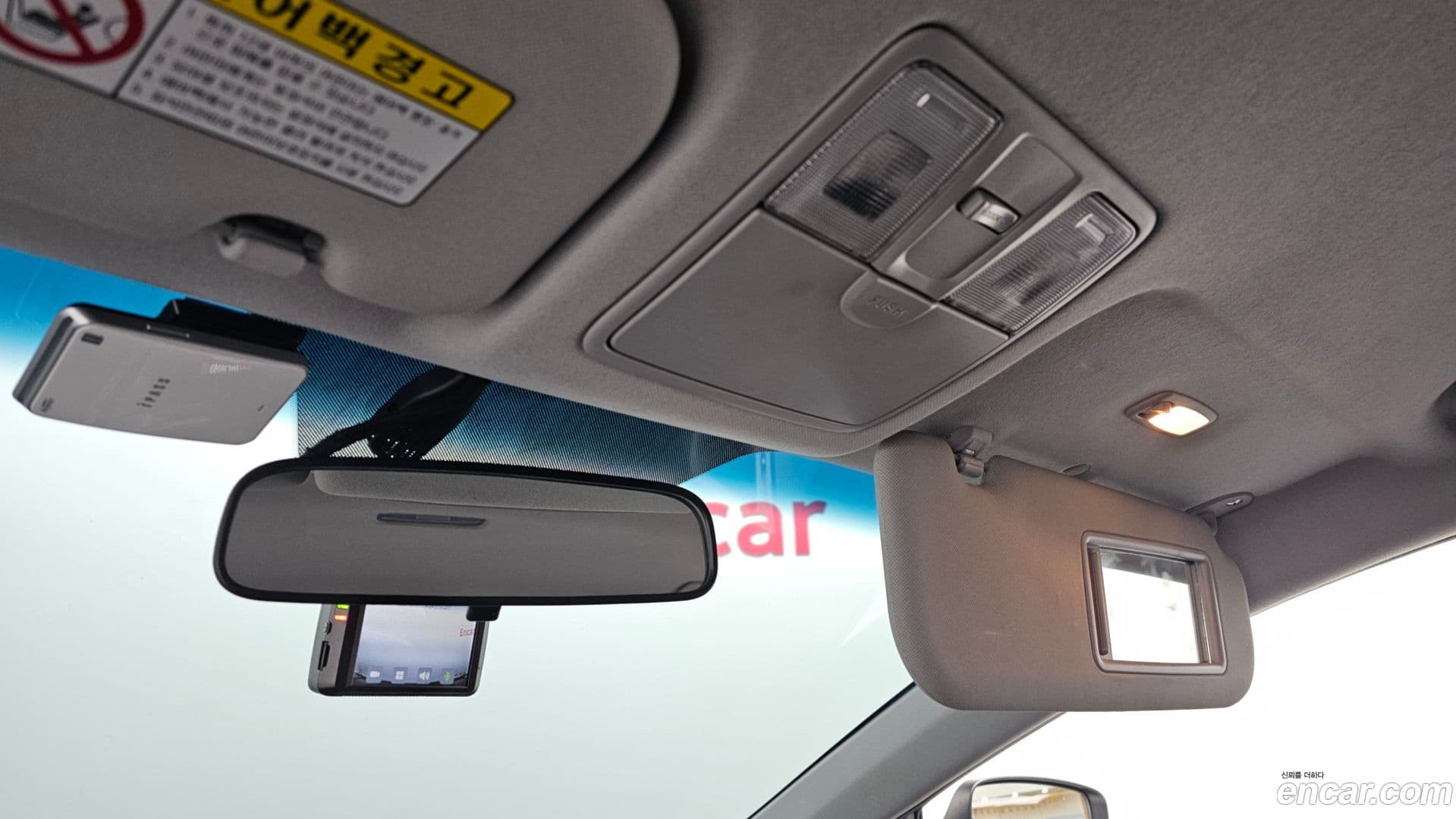 Main__Slider__Photo:AVANTE Hyundai 2014.0-18