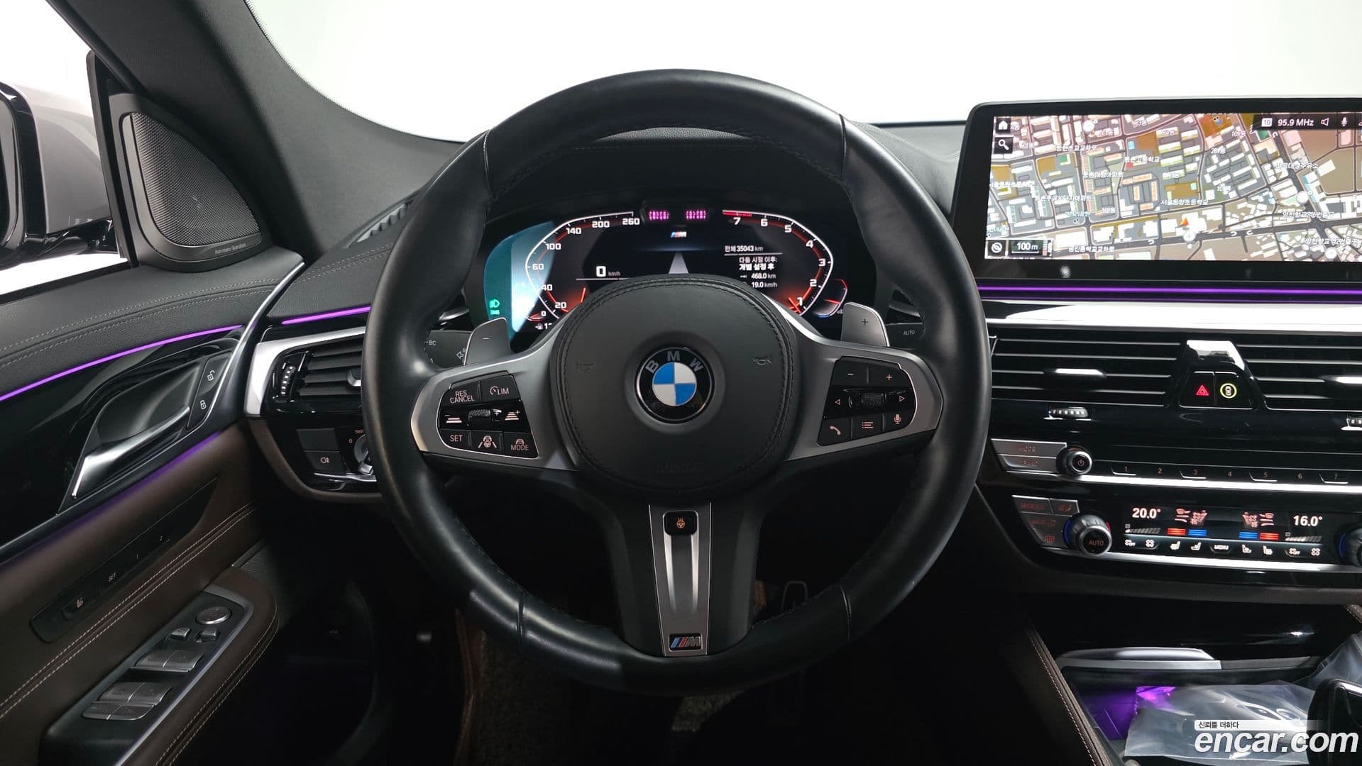 Main__Slider__Photo:Gran Turismo BMW 2021.7-12