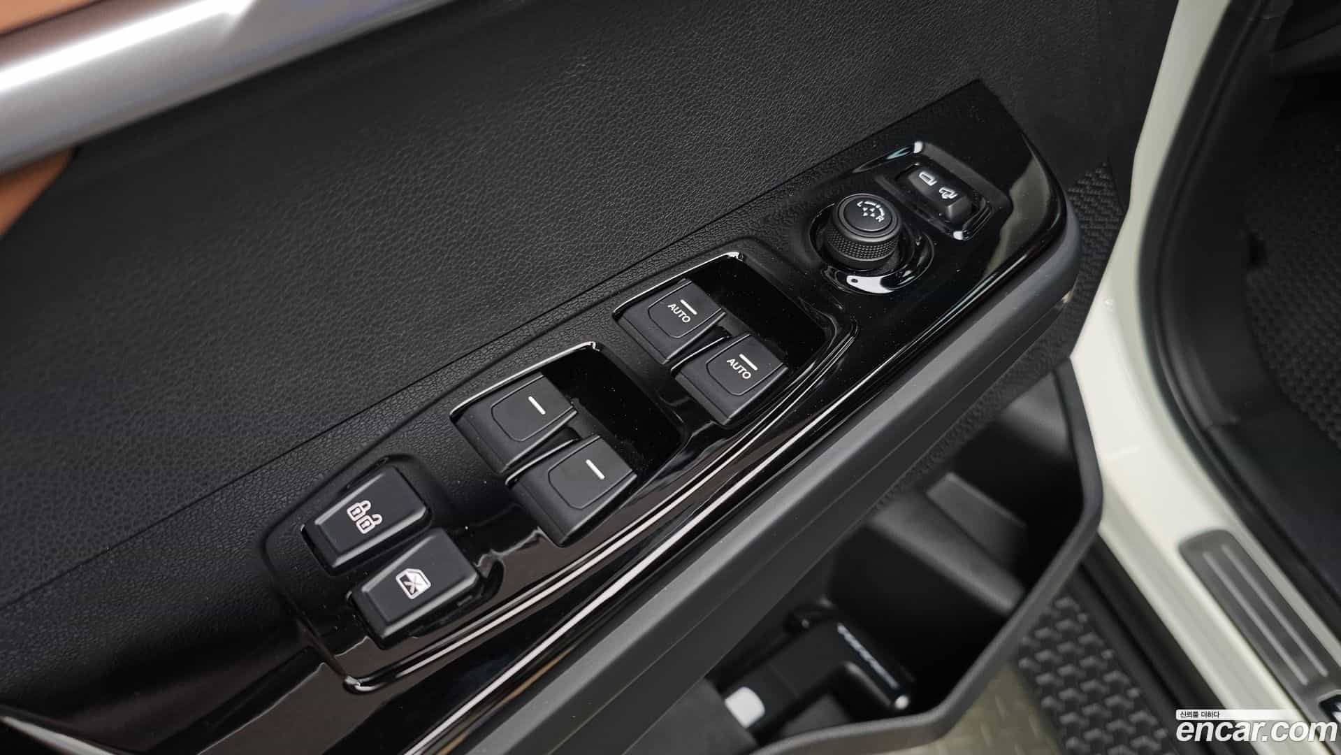 Torres KG_Mobility_Ssangyong 2022.7-OPTION-023