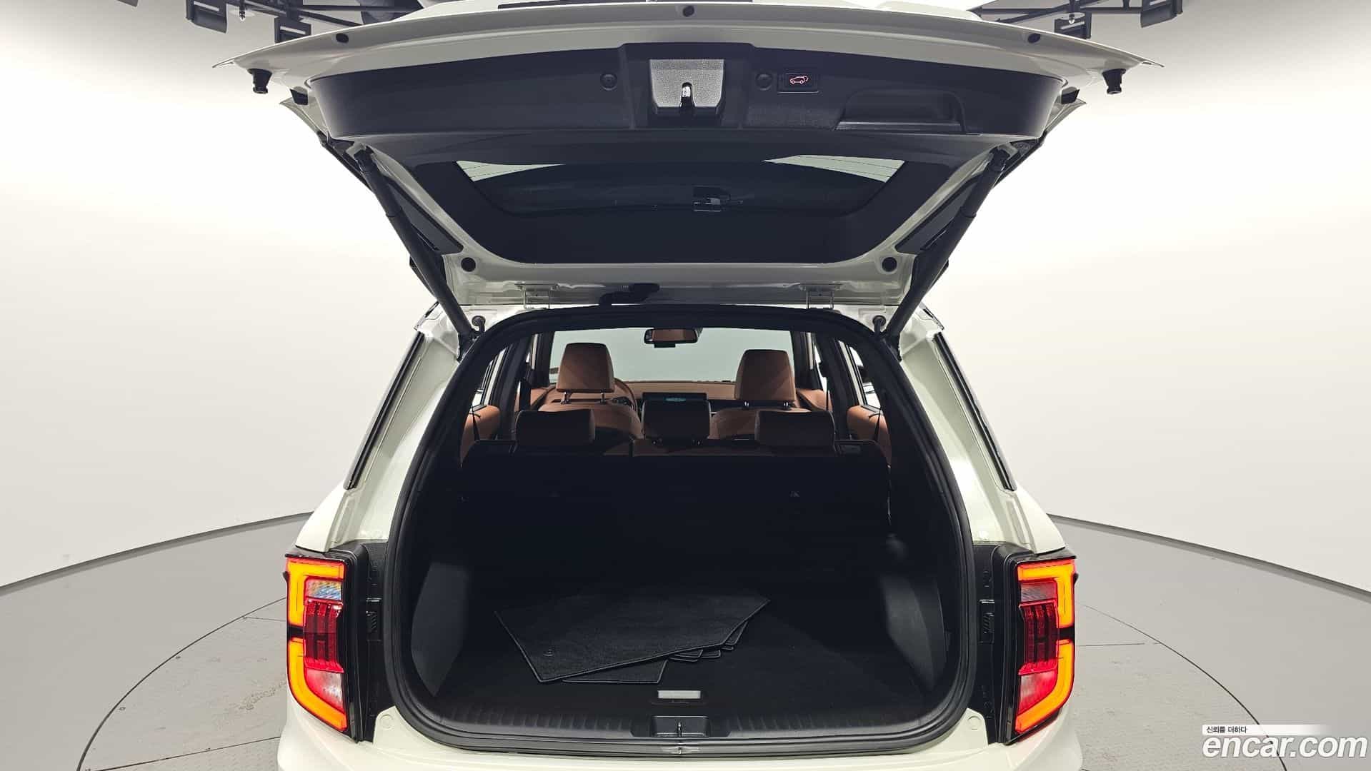 Torres KG_Mobility_Ssangyong 2022.7-OPTION-024