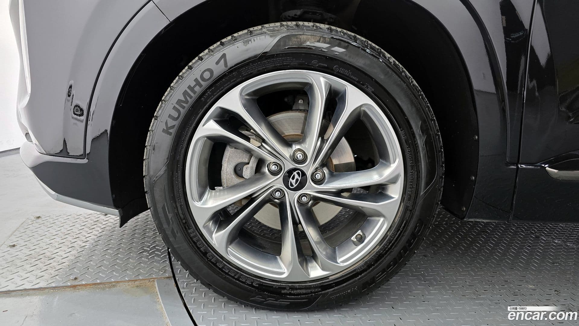 Main__Slider__Photo:Santafe Hyundai 2019.3-4