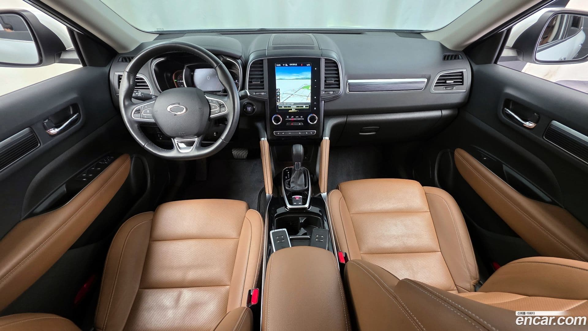 Main__Slider__Photo:QM6 Renault-KoreaSamsung 2022.2-1