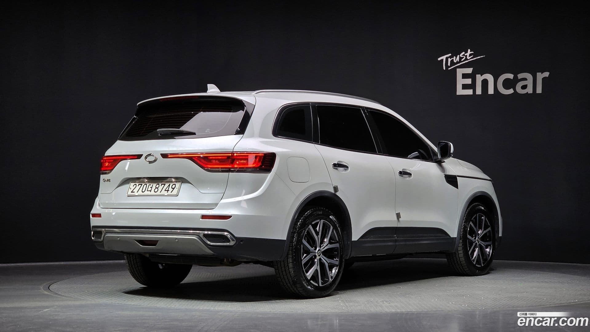 Main__Slider__Photo:QM6 Renault-KoreaSamsung 2022.2-4