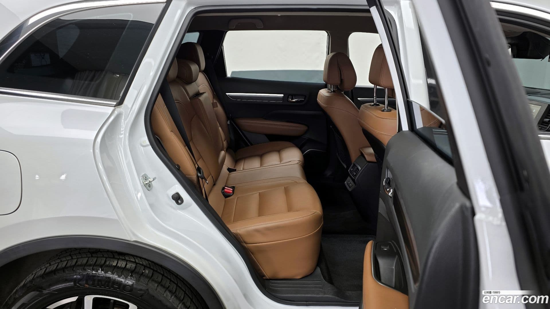 Main__Slider__Photo:QM6 Renault-KoreaSamsung 2022.2-11