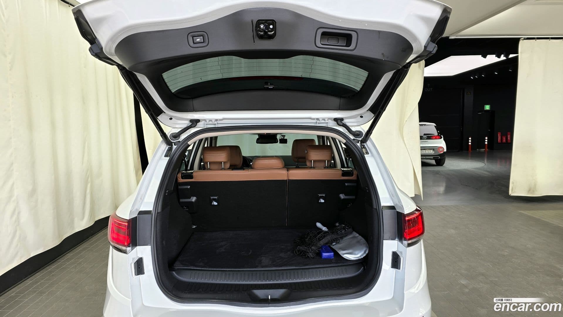 Main__Slider__Photo:QM6 Renault-KoreaSamsung 2022.2-19