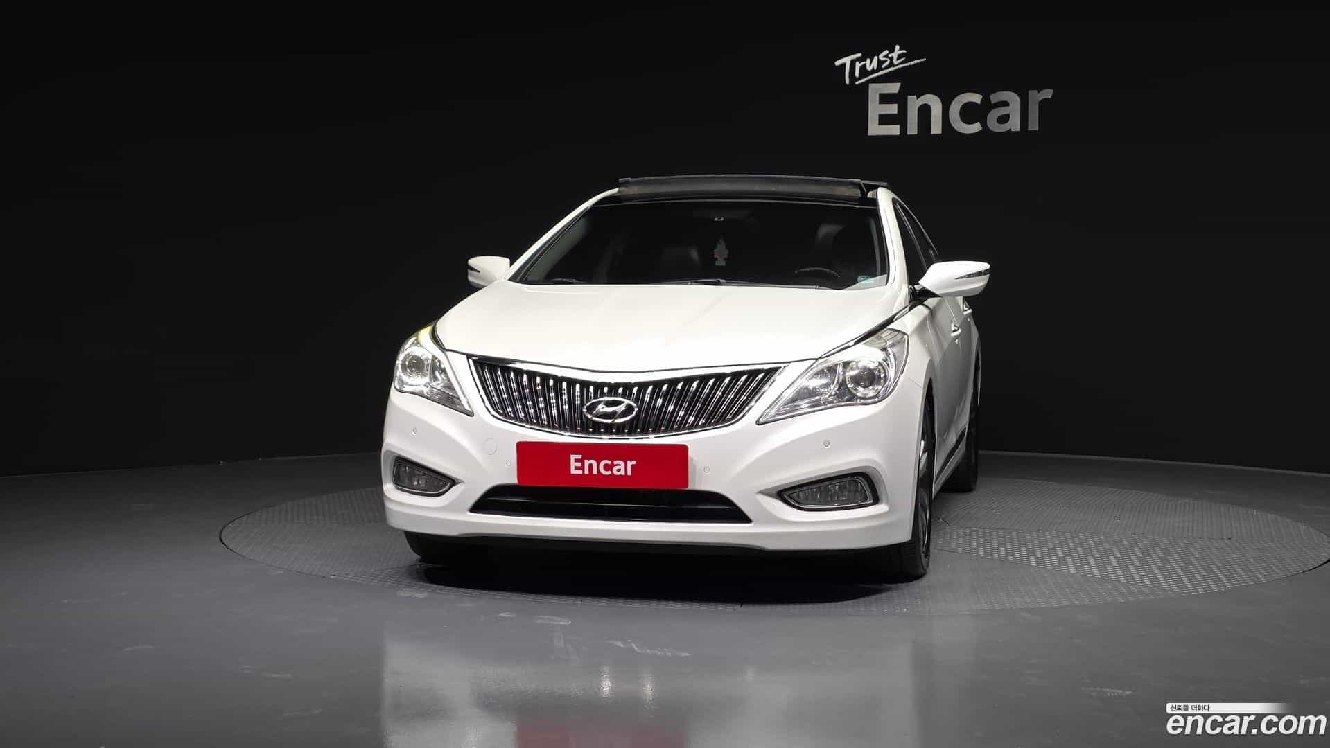 Grandeur Hyundai 2012.4-OUTER-003