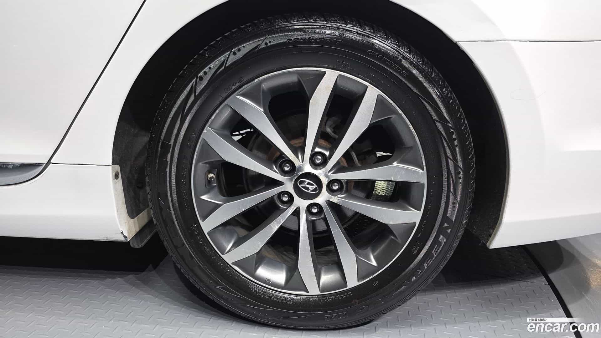 Grandeur Hyundai 2012.4-OUTER-005