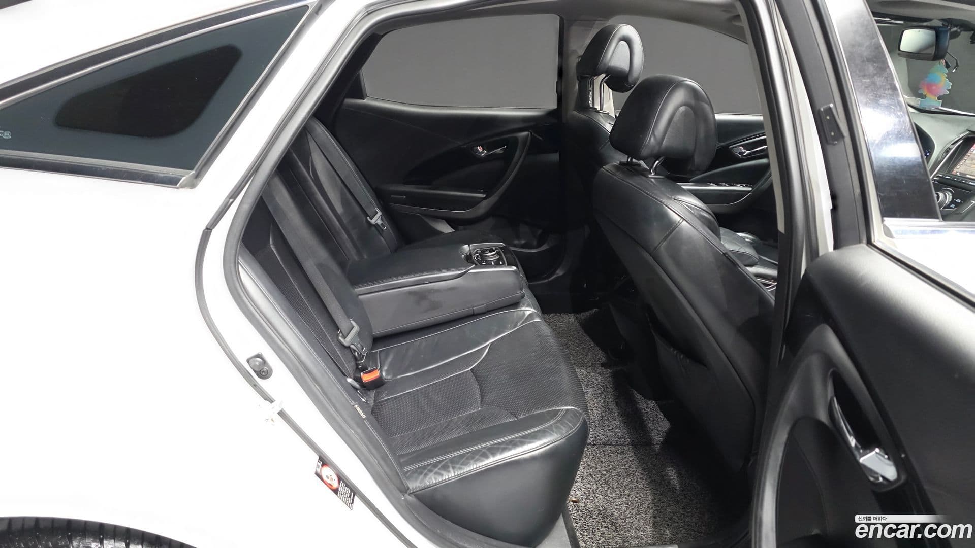 Main__Slider__Photo:Grandeur Hyundai 2012.4-11