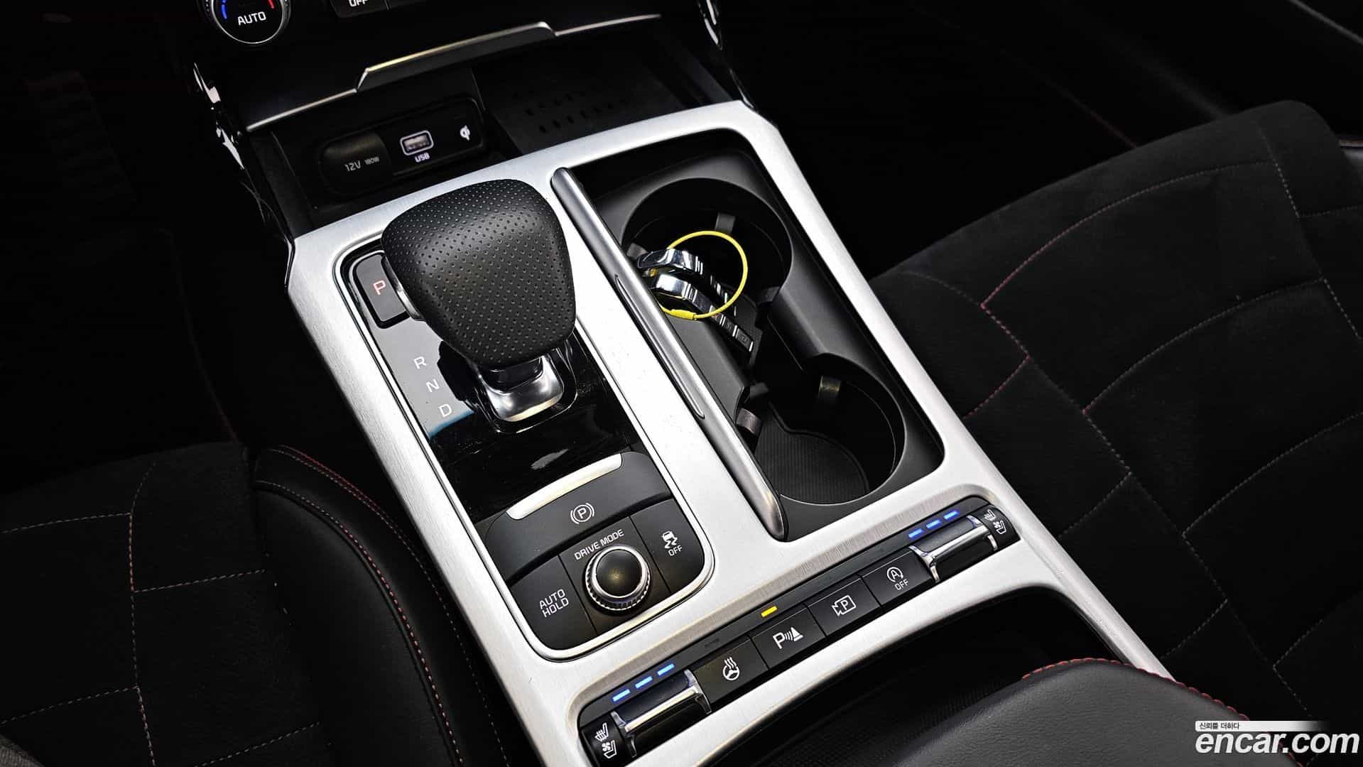 Stinger Kia 2022.11-INNER-009