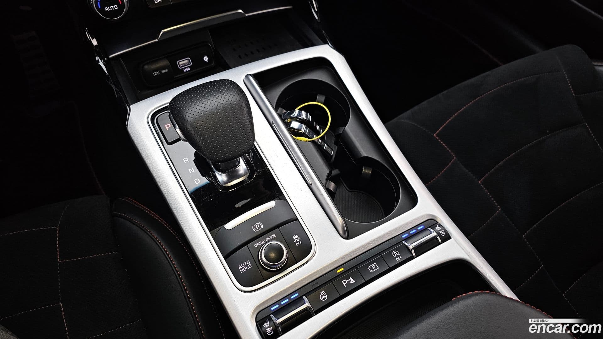 Main__Slider__Photo:Stinger Kia 2022.11-8