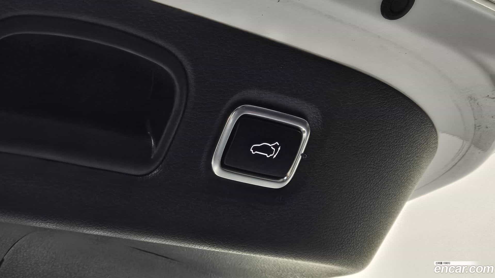 Stinger Kia 2022.11-OPTION-024