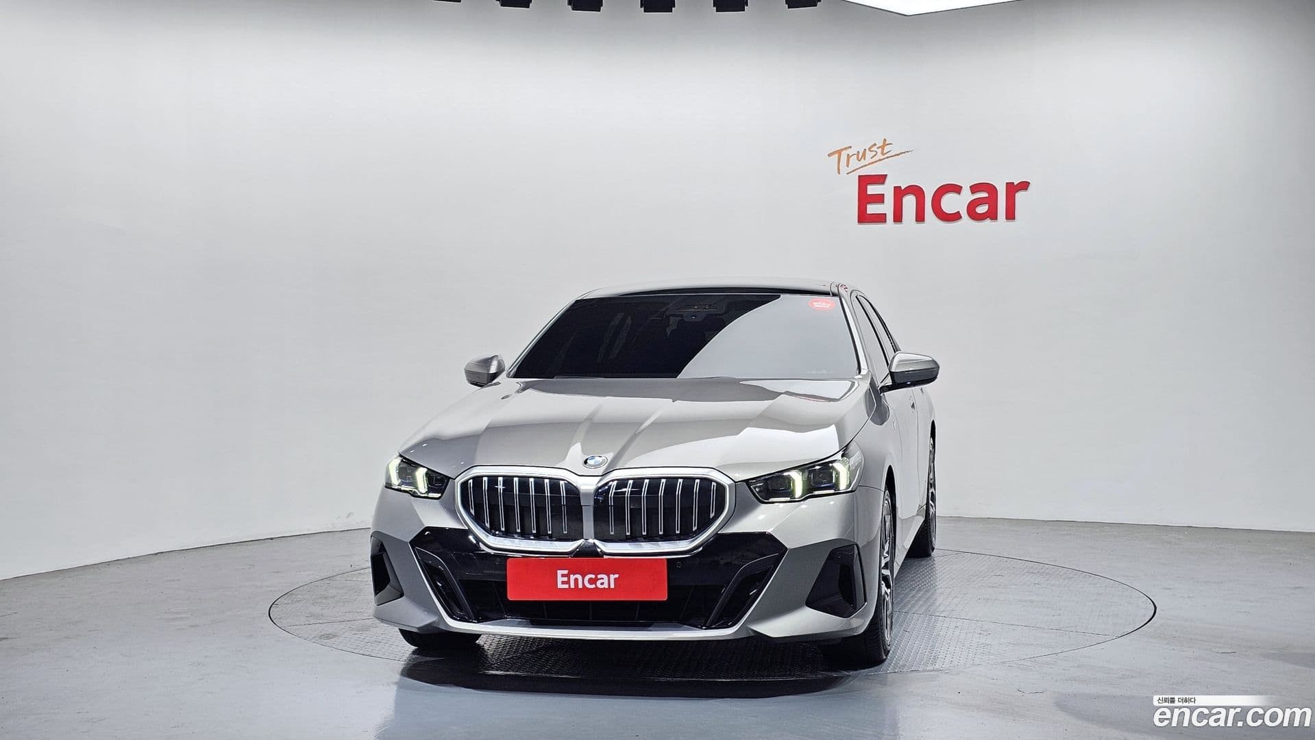 Main__Slider__Photo:5-Series BMW 2025.6-2