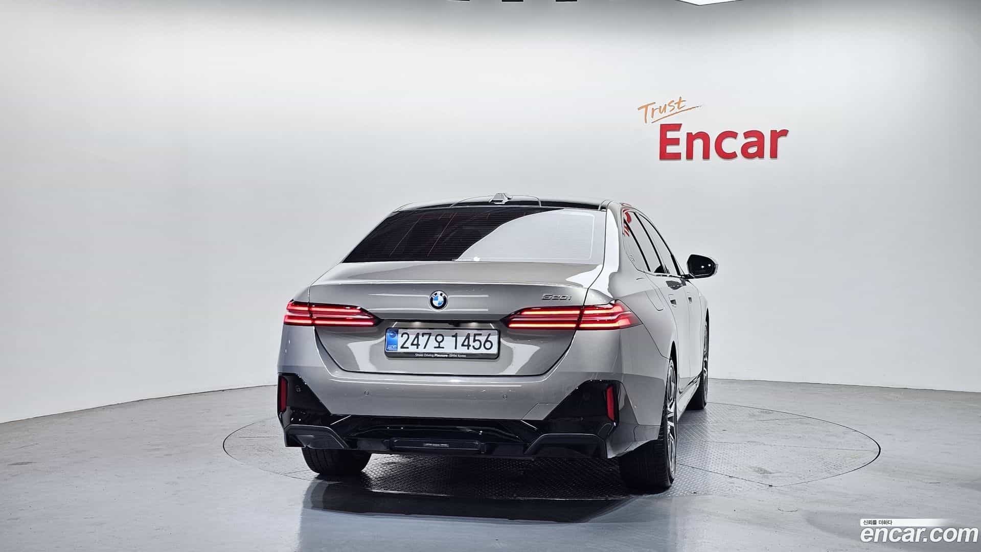 5-Series BMW 2025.6-OUTER-004