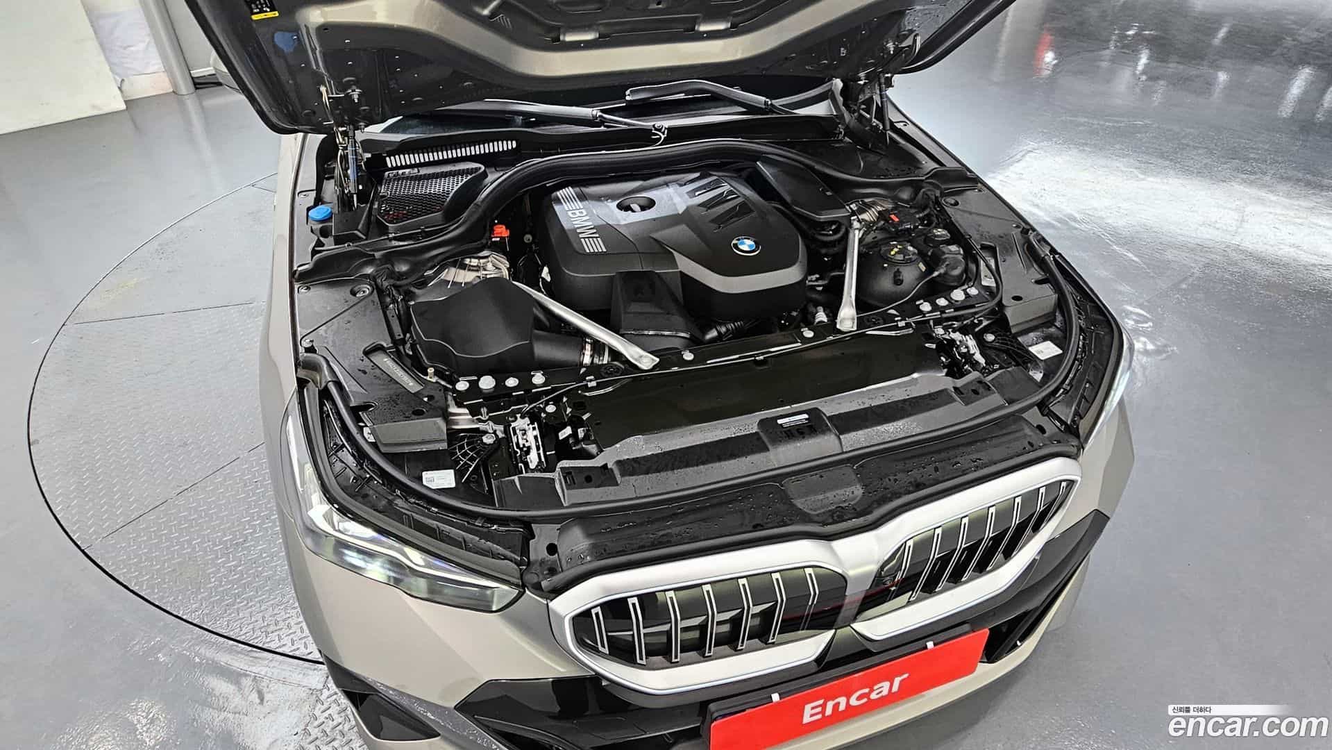 5-Series BMW 2025.6-OUTER-006